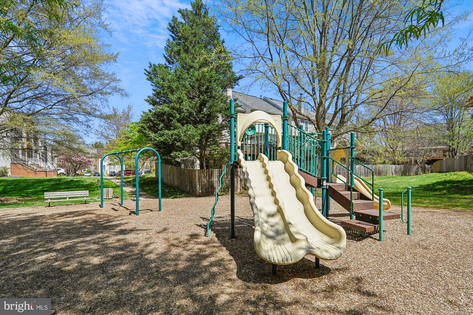 POTOMAC LAKES - Residential