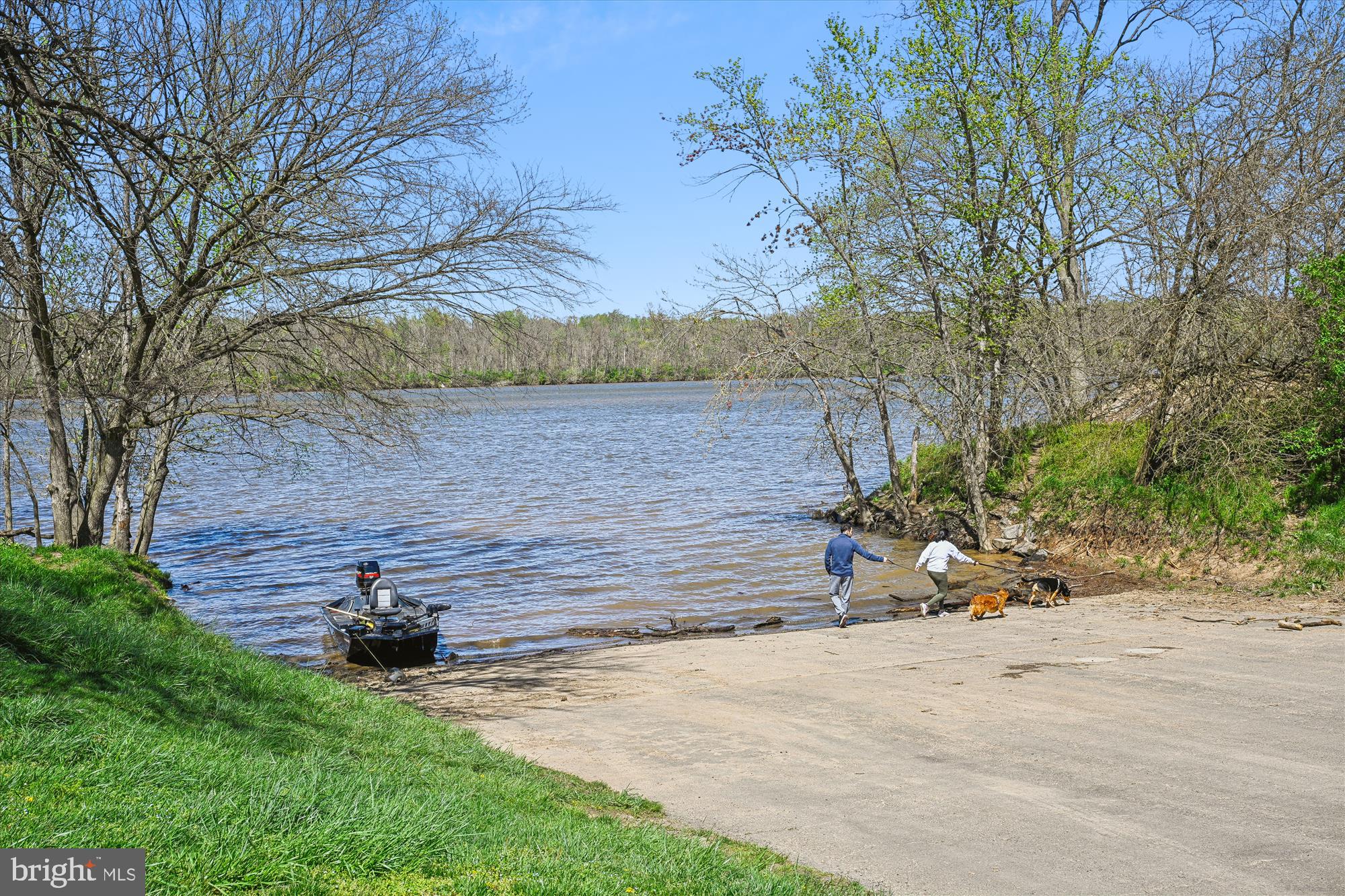 POTOMAC LAKES - Residential