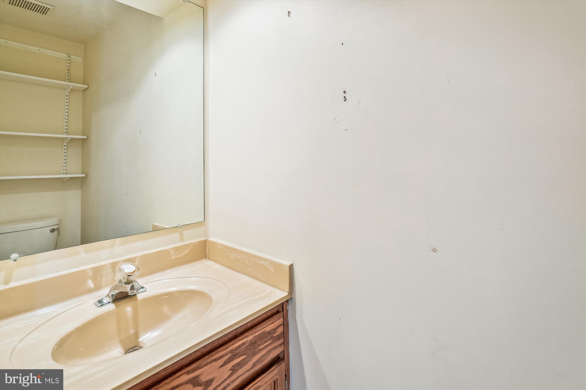 POTOMAC LAKES - Residential