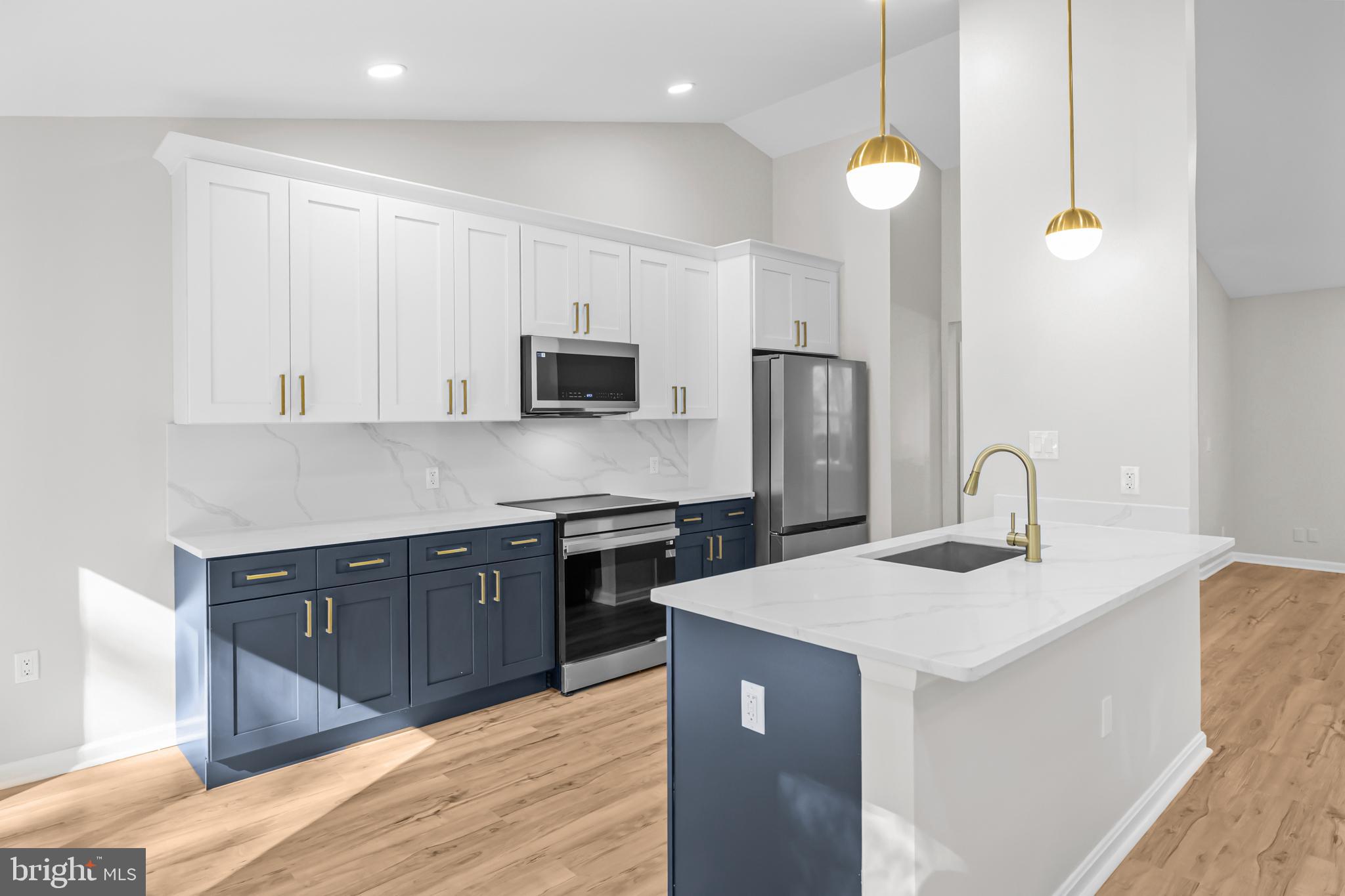 CEDAR CREST - Residential