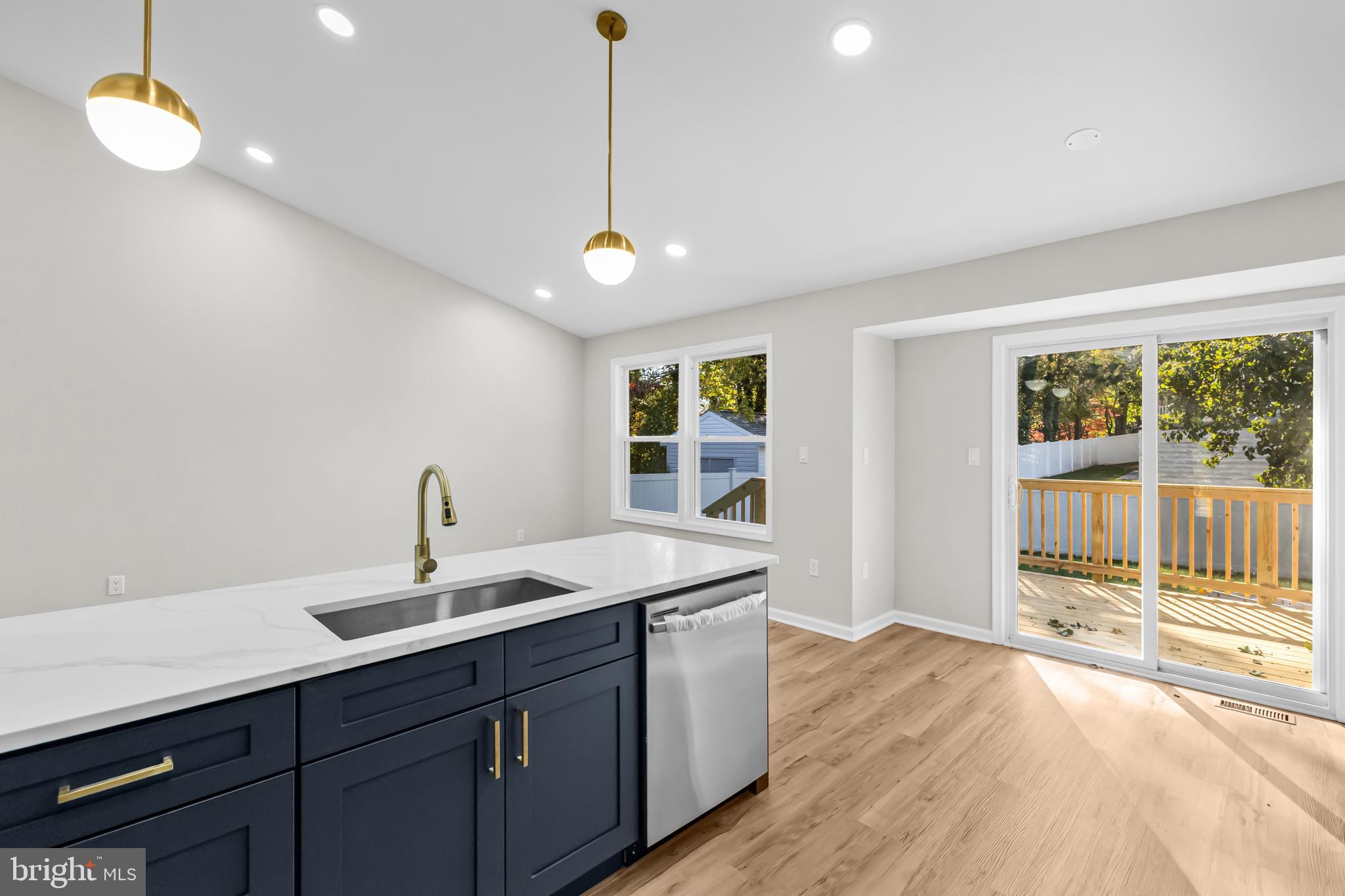 CEDAR CREST - Residential