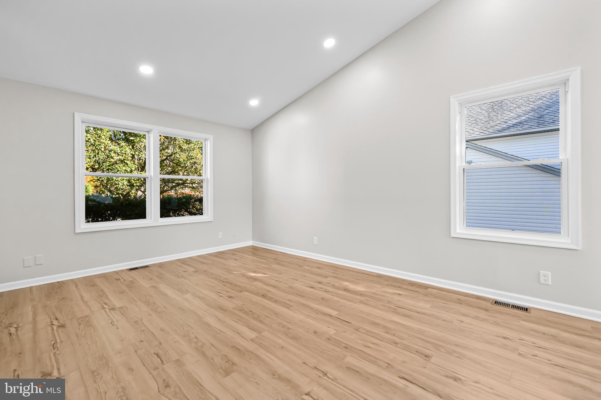 CEDAR CREST - Residential