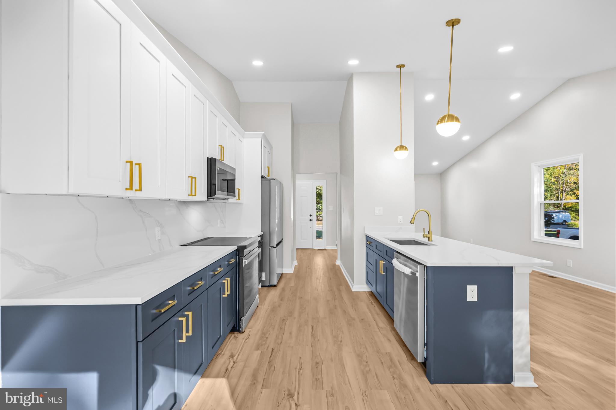 CEDAR CREST - Residential