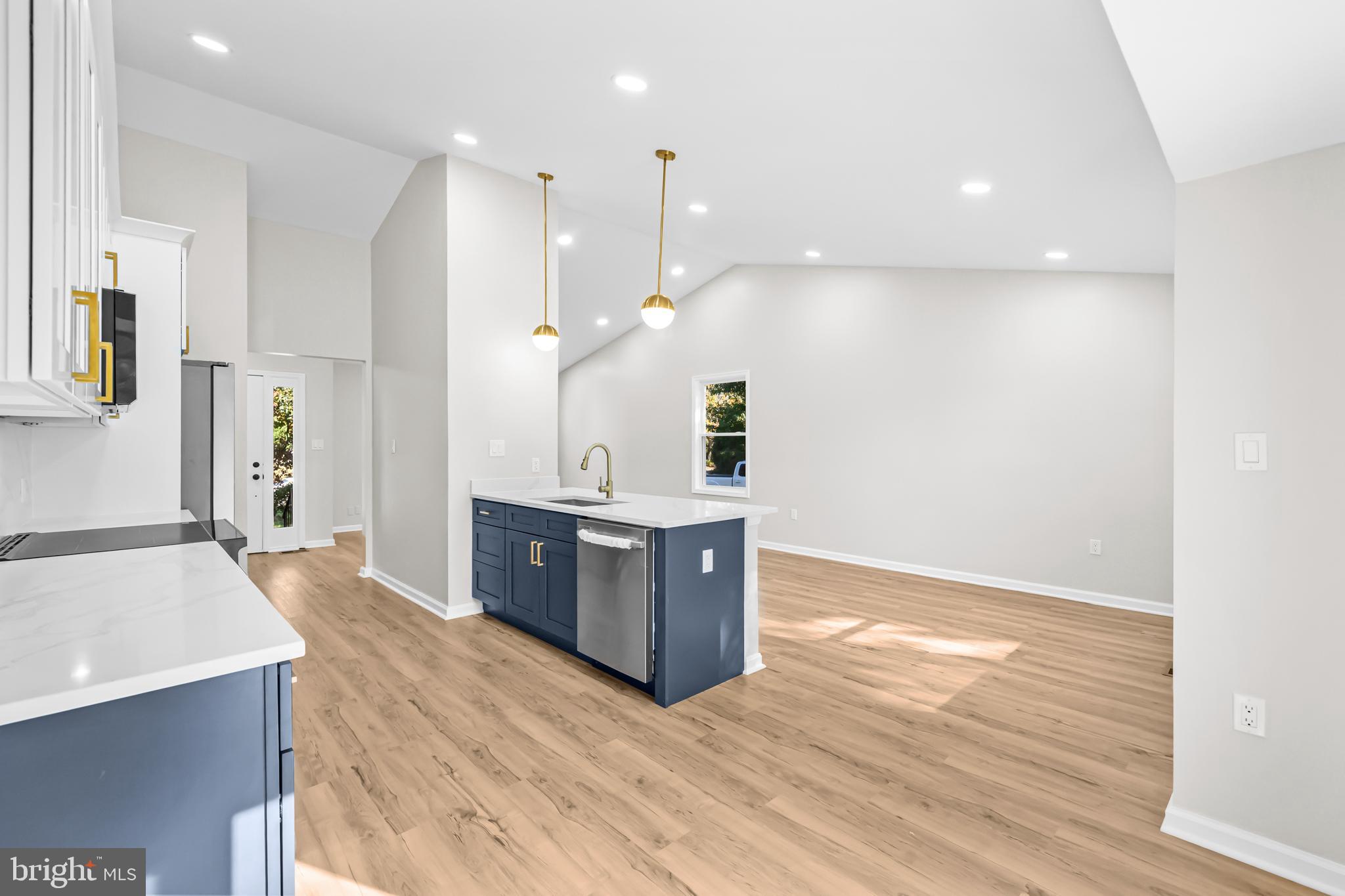 CEDAR CREST - Residential