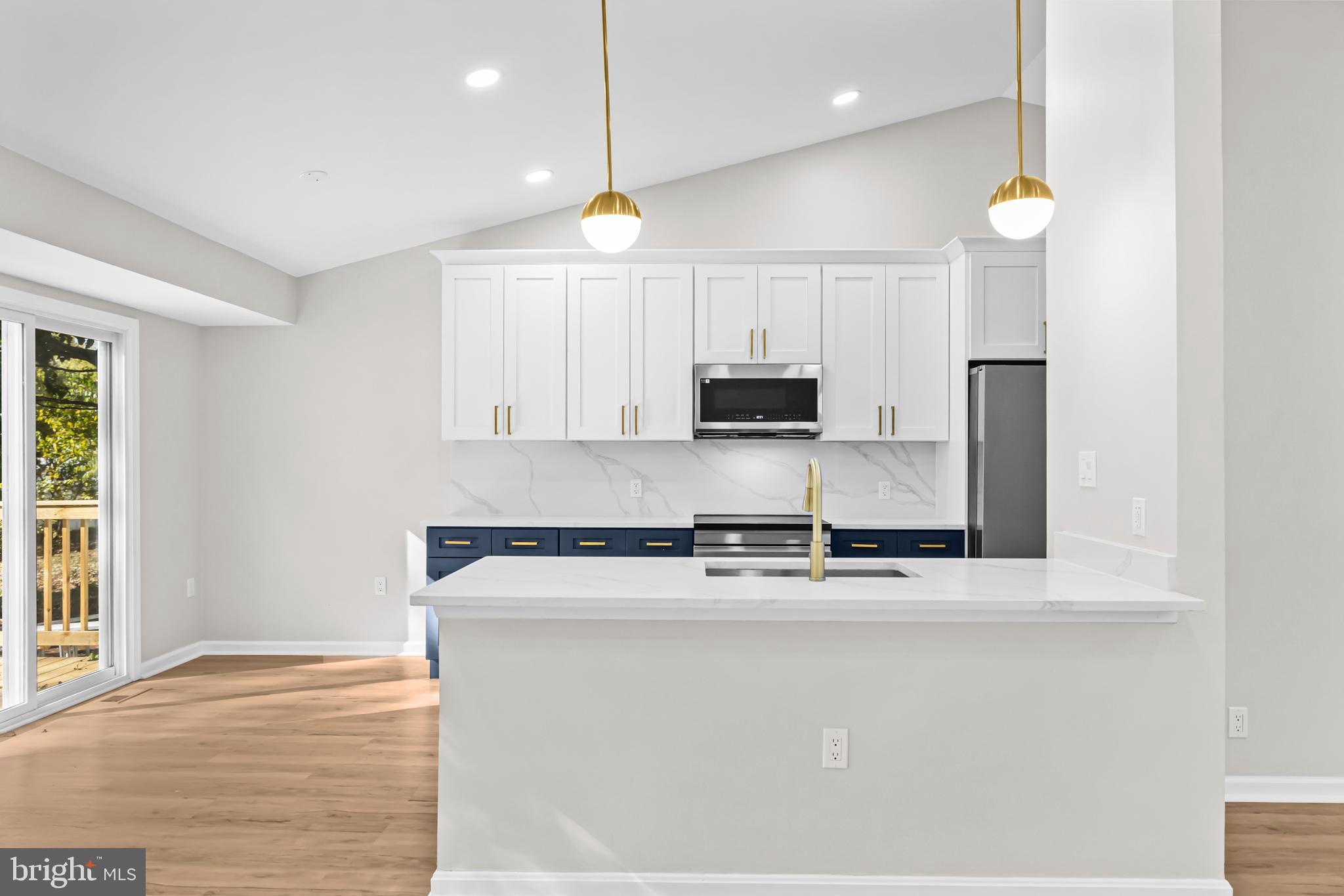 CEDAR CREST - Residential