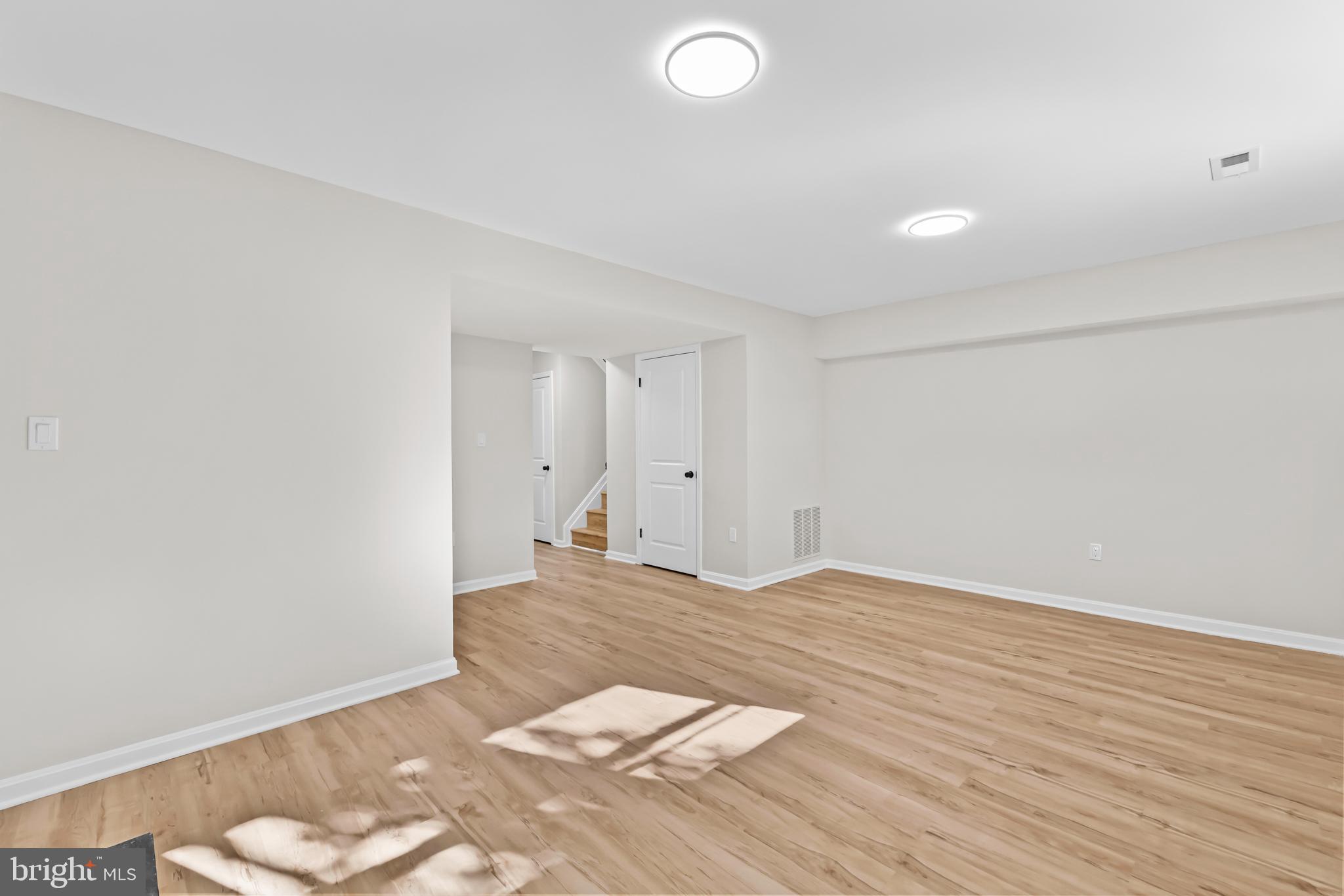 CEDAR CREST - Residential