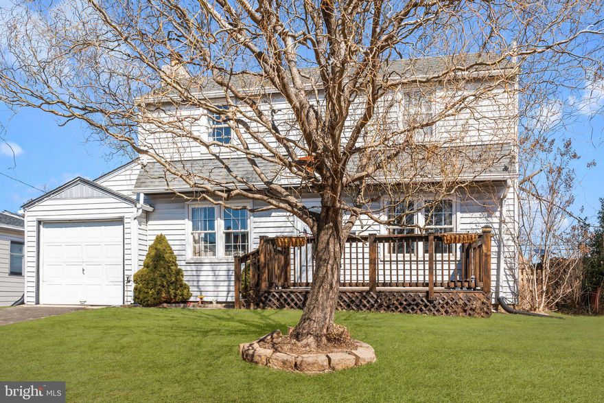 Welcome to 419 Woodlawn Avenue in charming Willow Grove, PA! This delightful 3-bedroom, 1-bathroom home offers cozy living with a touch of character, spread across 1,080 square feet. Nestled on a generous 6,600 square foot lot, this property invites you to enjoy both indoor and outdoor living.
Step inside to find gleaming hardwood floors that lead you through a welcoming living space, complete with a cozy fireplace perfect for those chilly evenings. The formal dining room is ideal for hosting gatherings and flows seamlessly into a well-equipped kitchen featuring a dishwasher, microwave, refrigerator, and range. Recessed lighting adds a modern touch to the space, making it bright and inviting. Each bedroom is fitted with ceiling fans to keep you comfortable year-round, while the home's air conditioning ensures a pleasant environment during the warmer months. The basement, equipped with a sump pump, offers additional storage or potential for customization to suit your needs. Outside, the expansive backyard provides a serene escape with plenty of room for recreation or relaxation. Enjoy access to nearby amenities like a playground and tennis court, adding to the fun and convenience of this location. The property also features a driveway and a garage for your parking needs, along with street parking options. This home combines practicality with charm, offering a wonderful opportunity to settle into a vibrant community. Don't miss your chance to make 419 Woodlawn Avenue your new address!