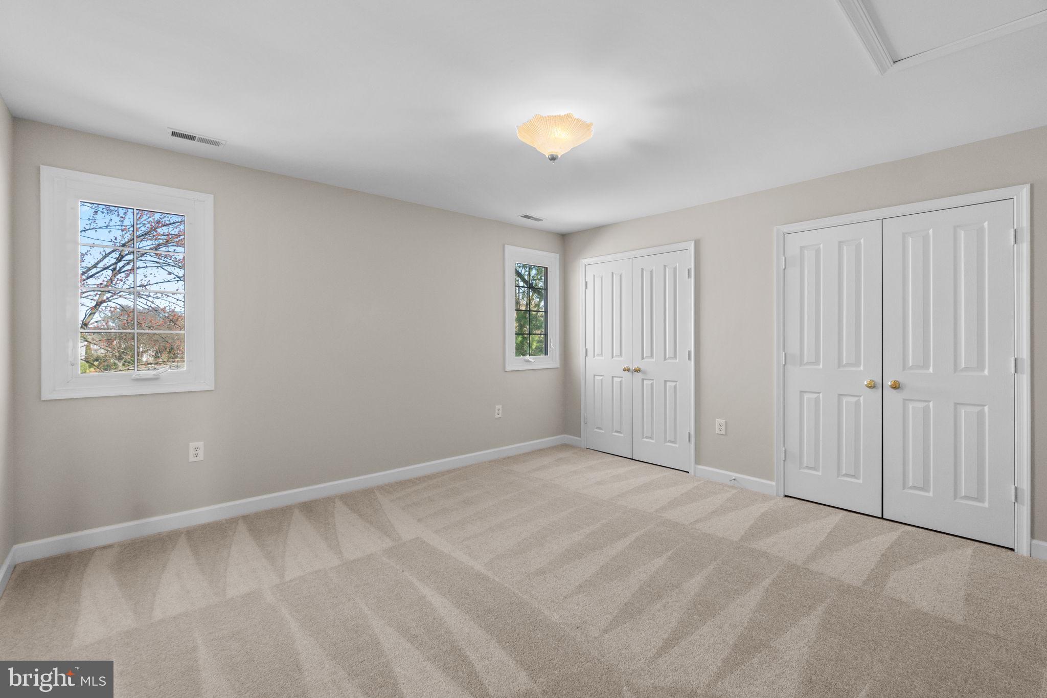 WORMANS MILL - Residential