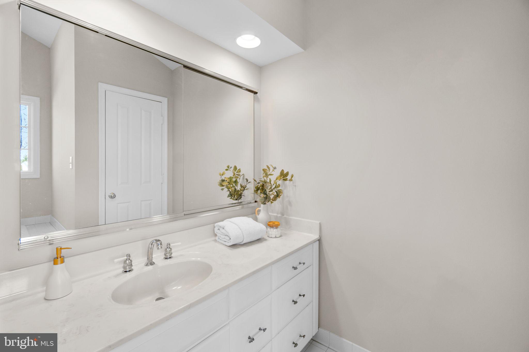 WORMANS MILL - Residential