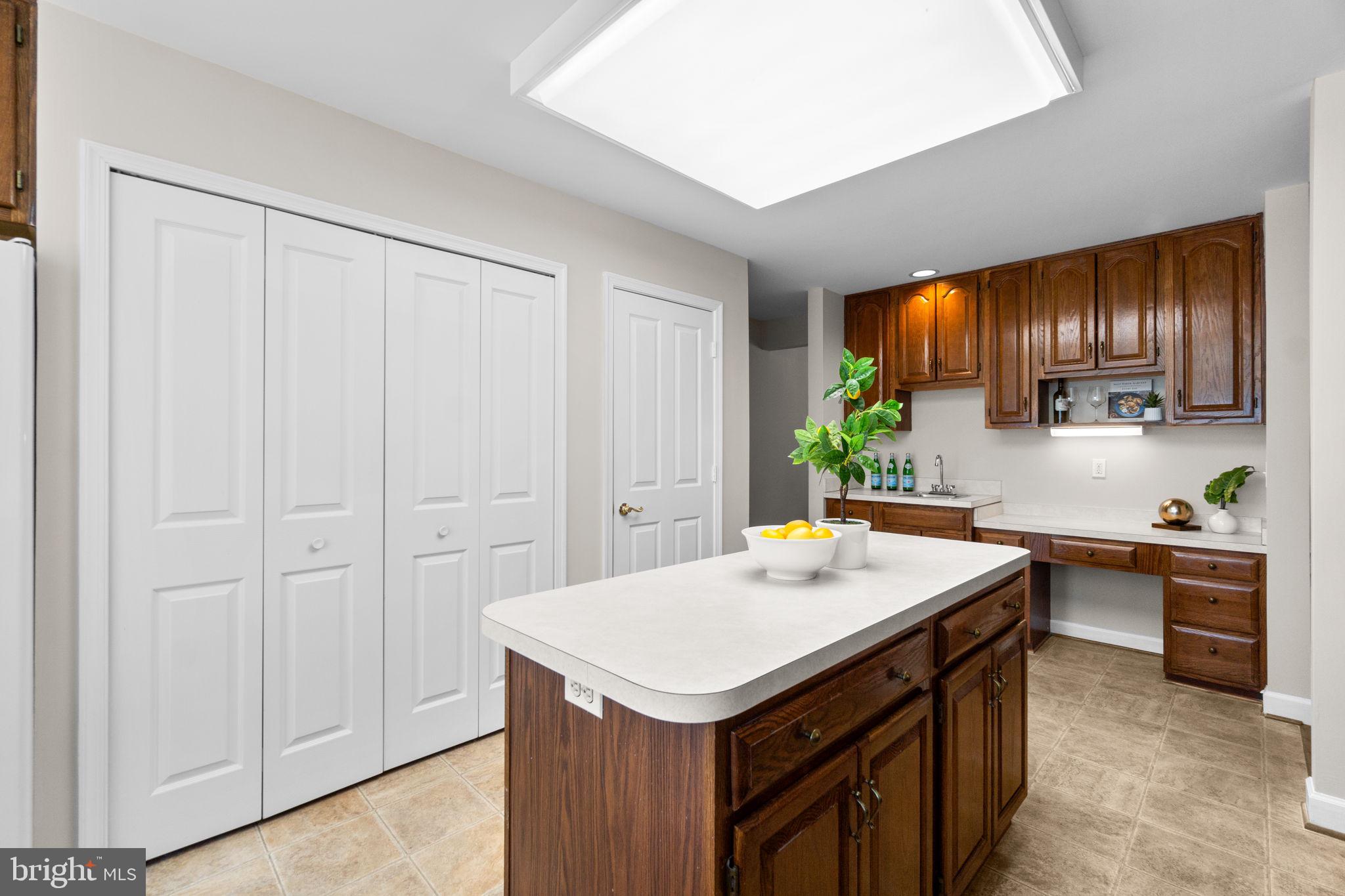 WORMANS MILL - Residential