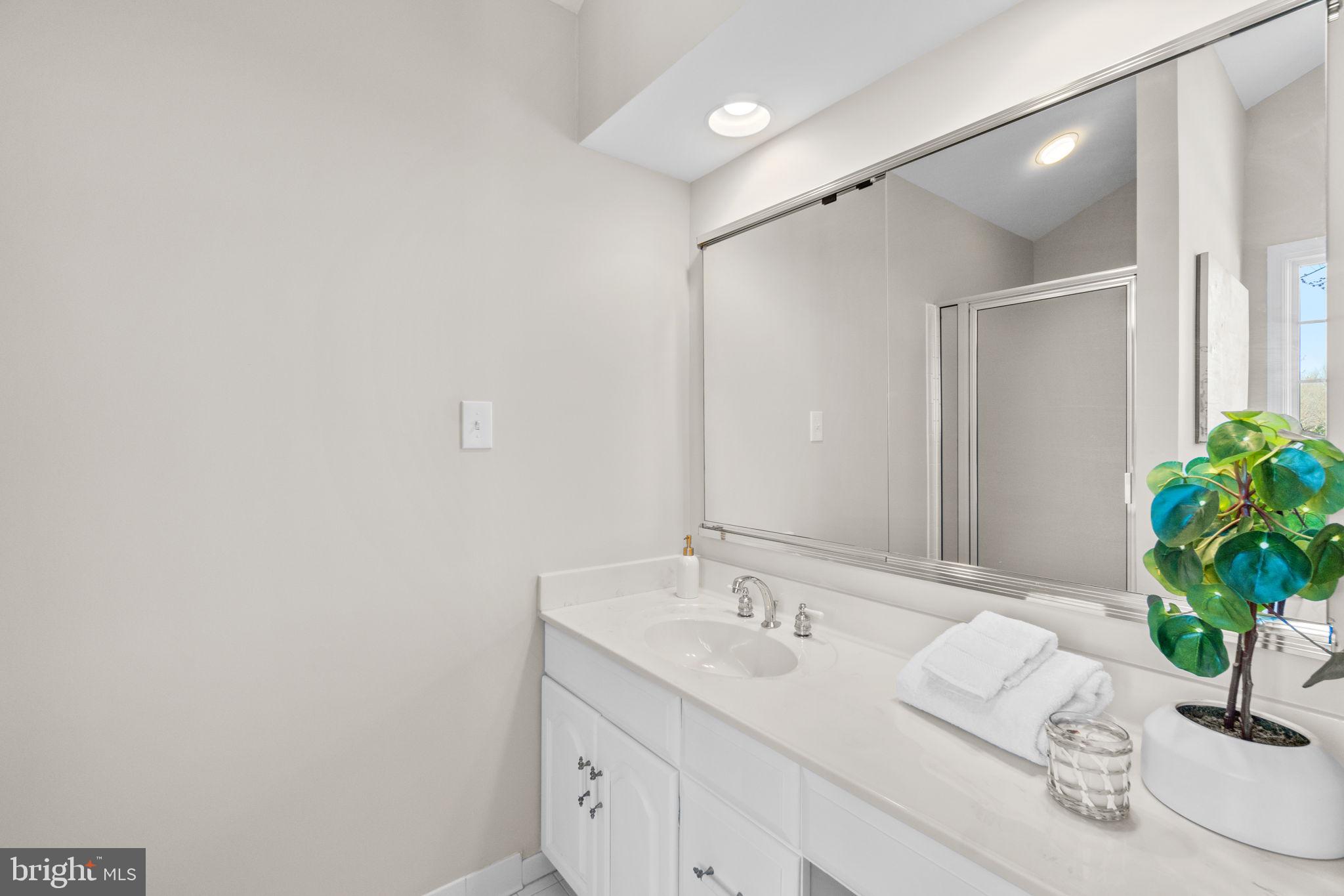 WORMANS MILL - Residential