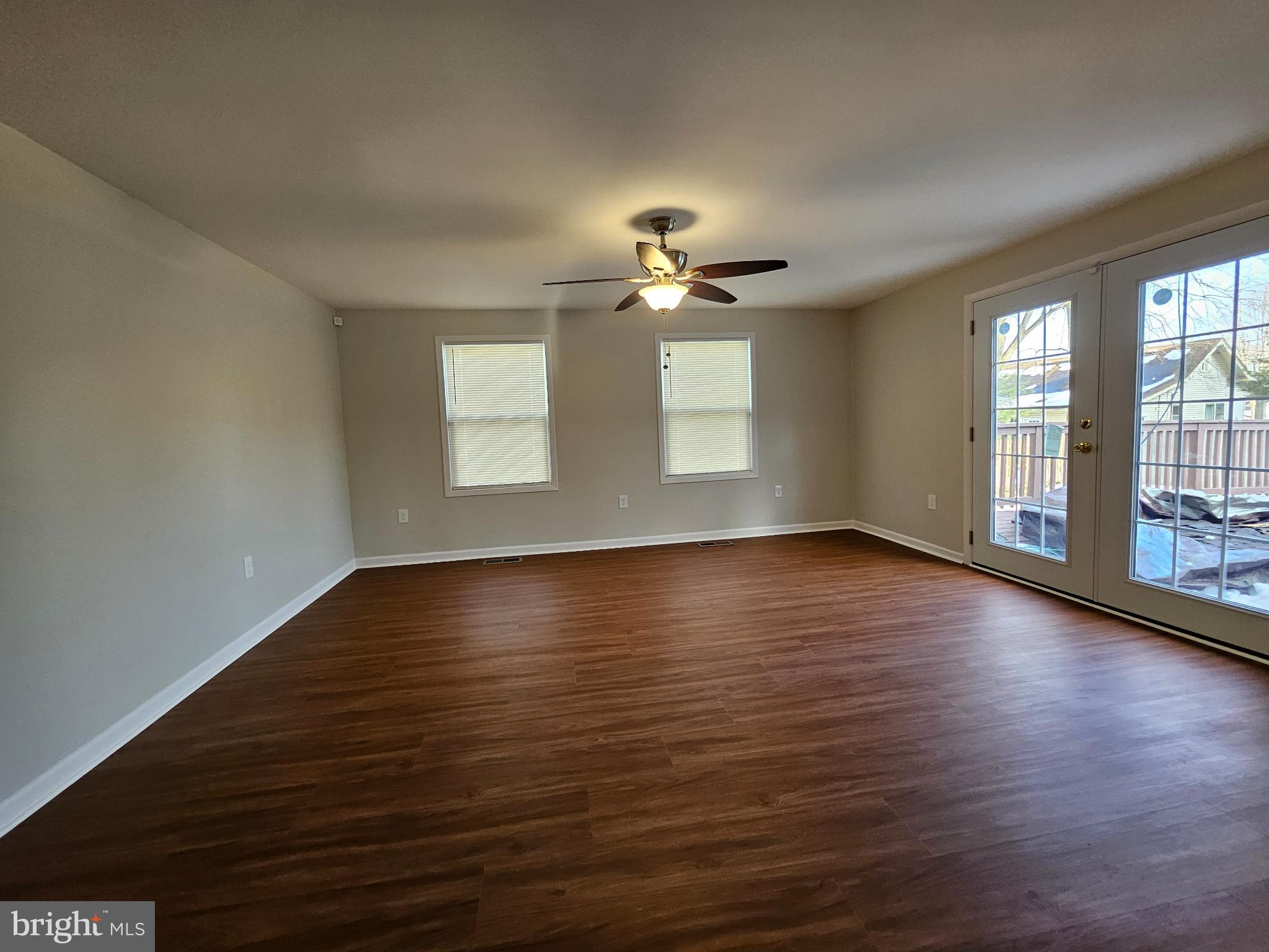 RIVERDALE PARK - Residential