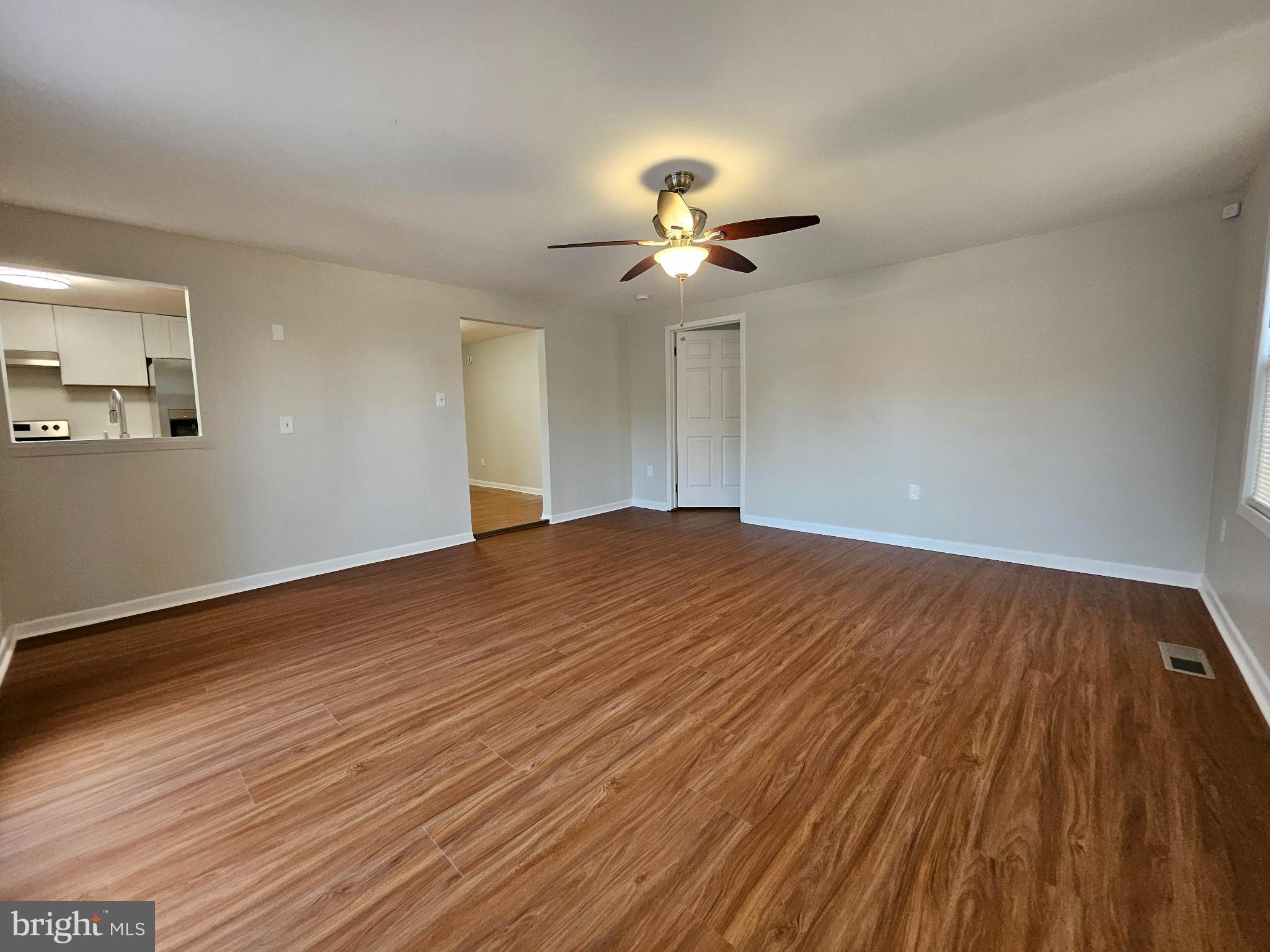 RIVERDALE PARK - Residential