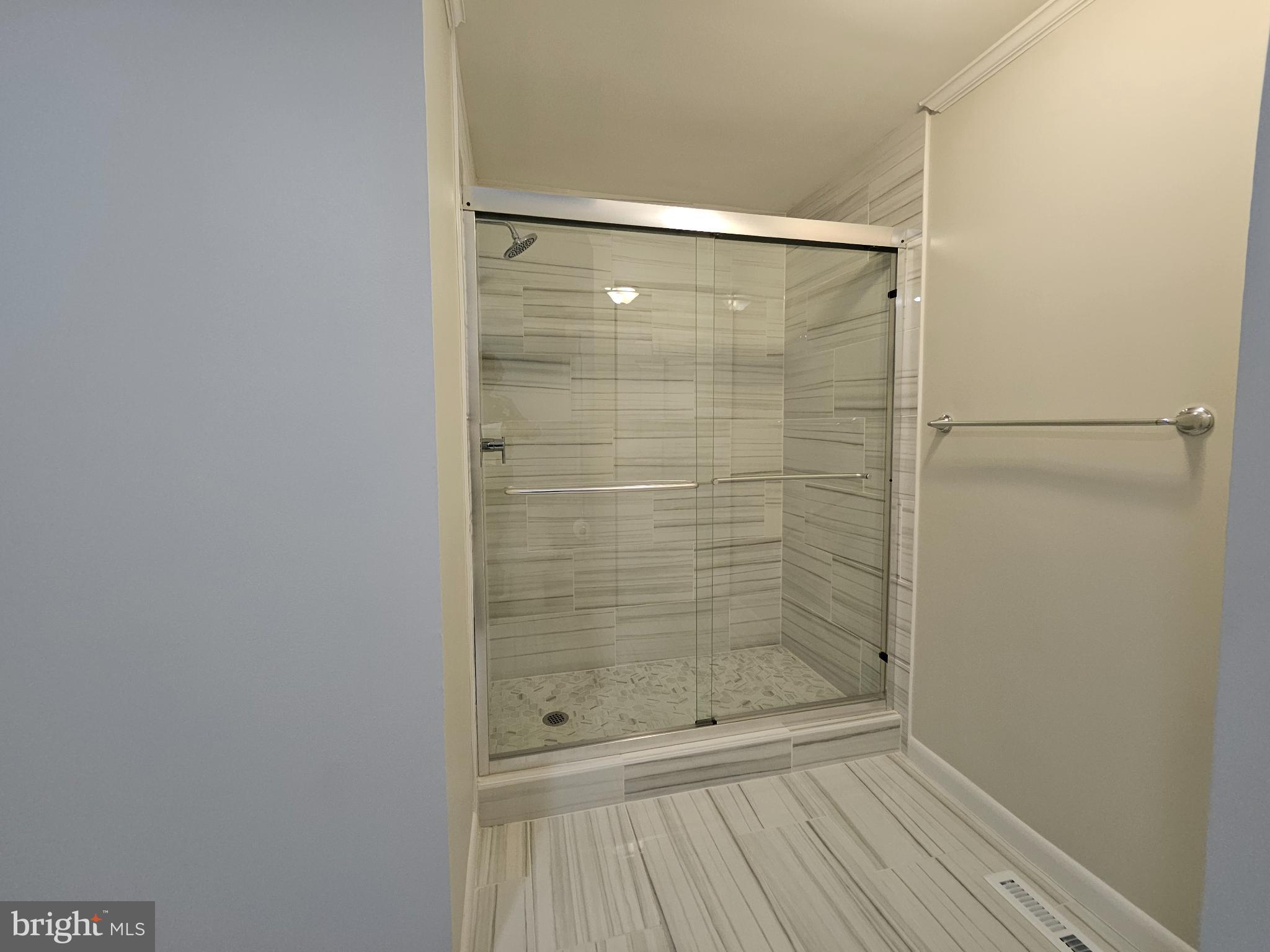 RIVERDALE PARK - Residential