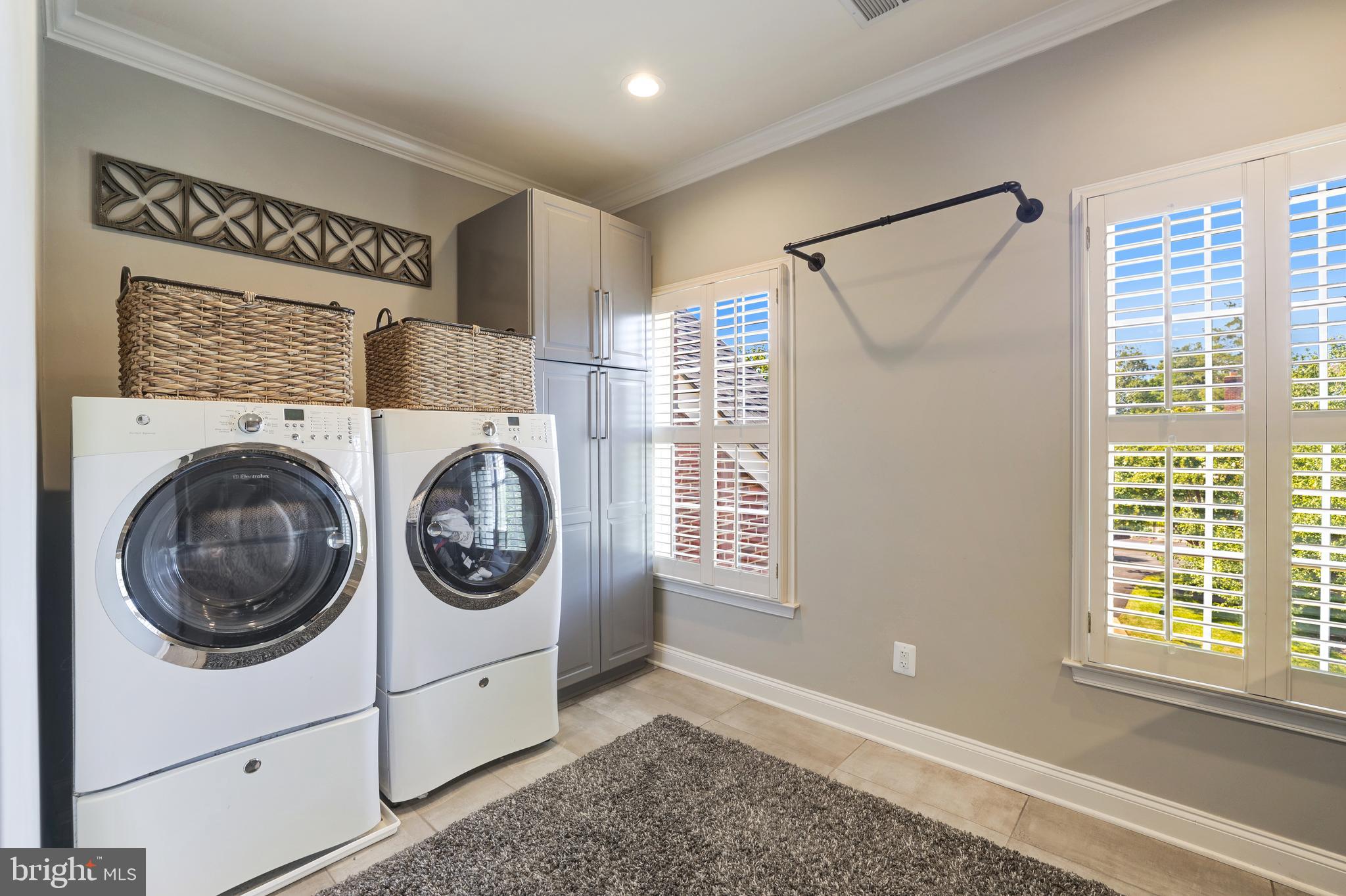 BELMONT COUNTRY CLUB - Residential