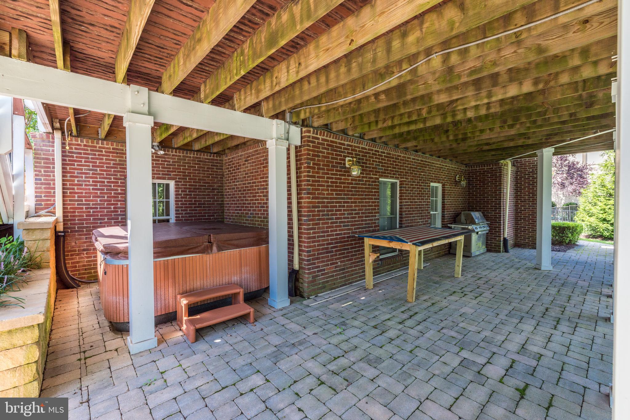 BELMONT COUNTRY CLUB - Residential