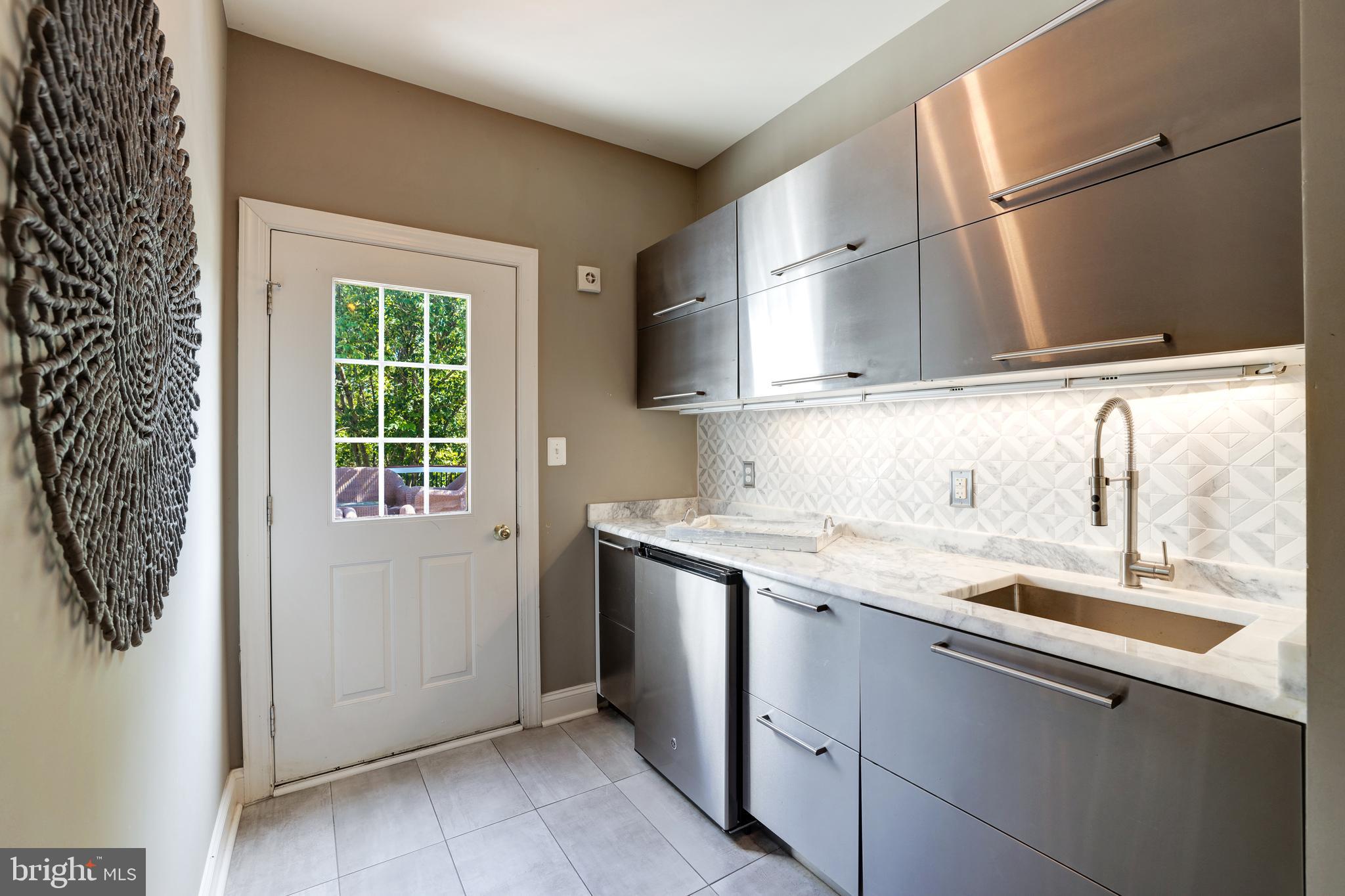 BELMONT COUNTRY CLUB - Residential