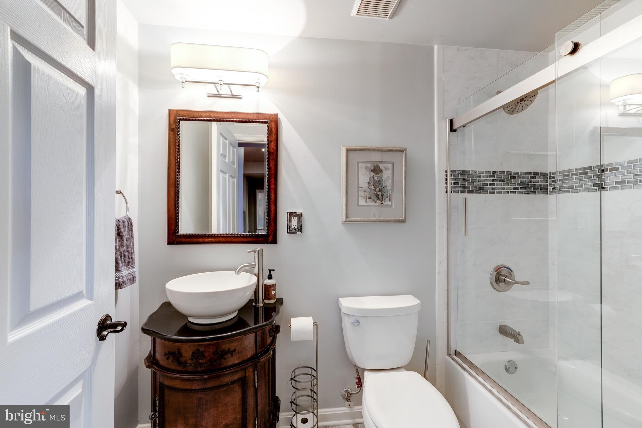 BELMONT COUNTRY CLUB - Residential