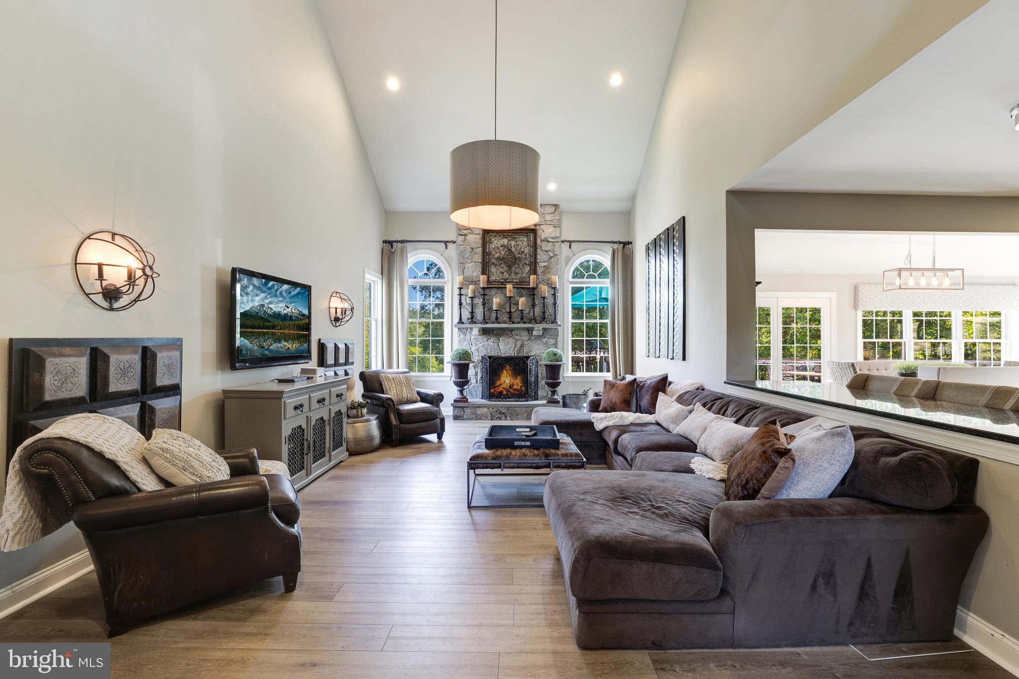 BELMONT COUNTRY CLUB - Residential