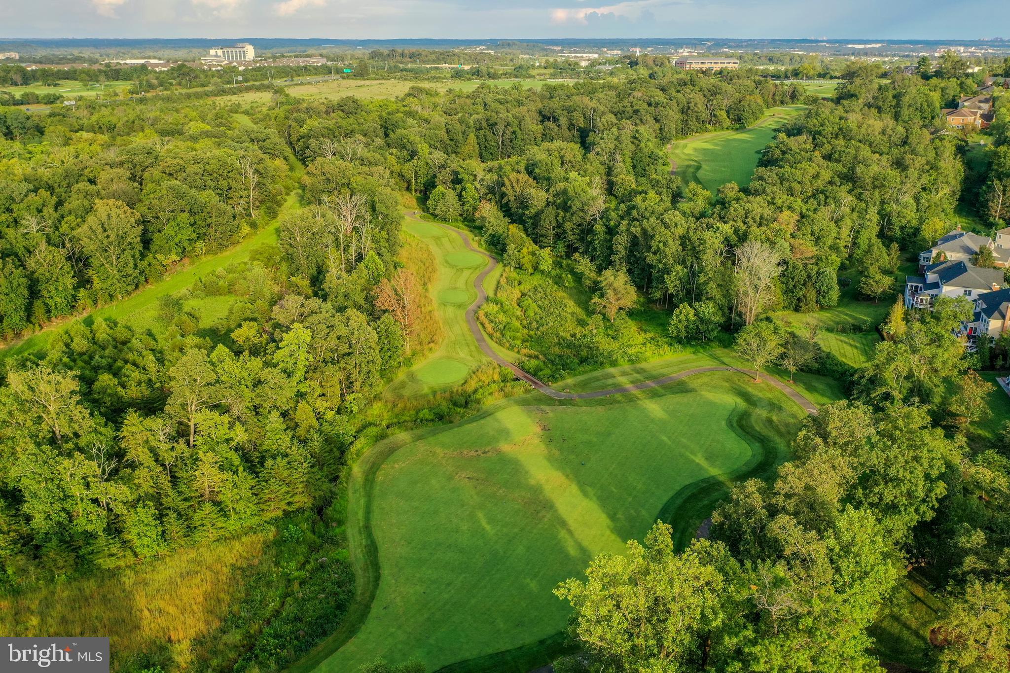 BELMONT COUNTRY CLUB - Residential