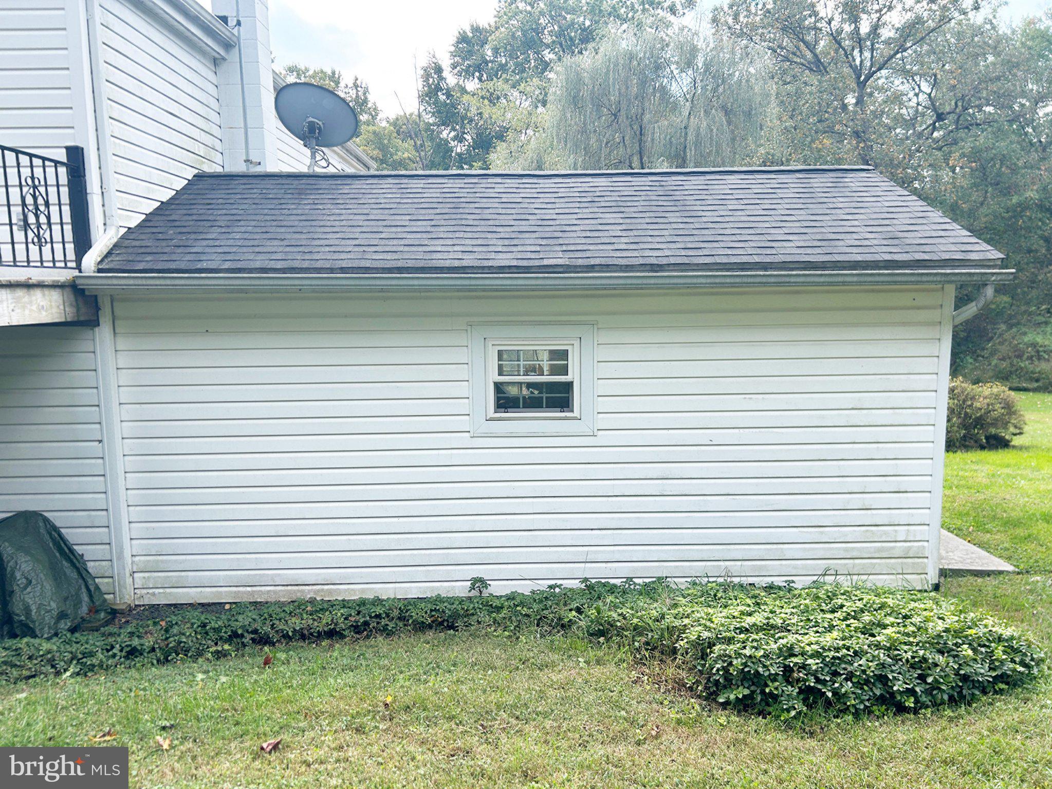 420 ROCK VALLEY ROAD