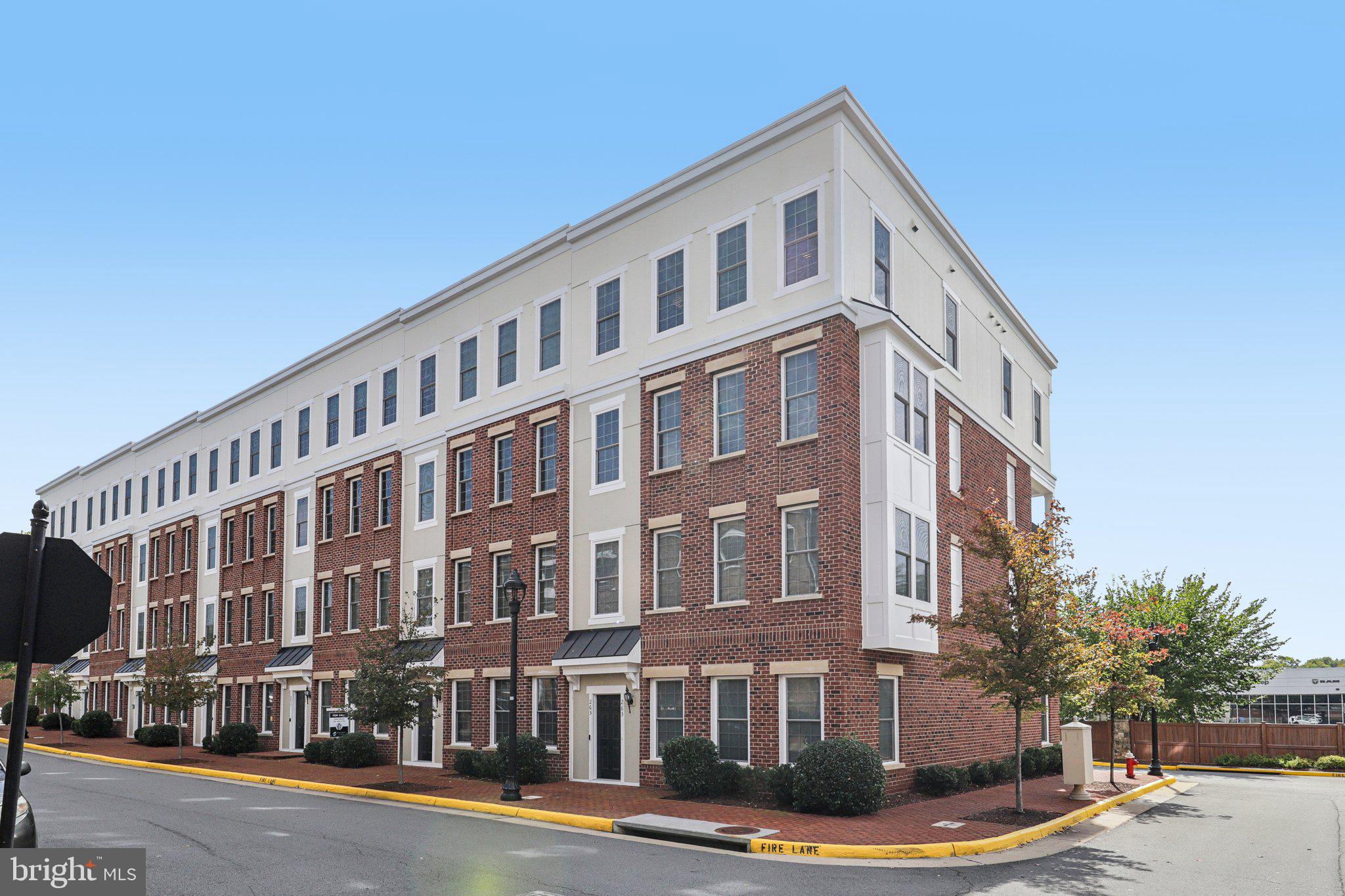 265 HIGH RAIL TERRACE SE