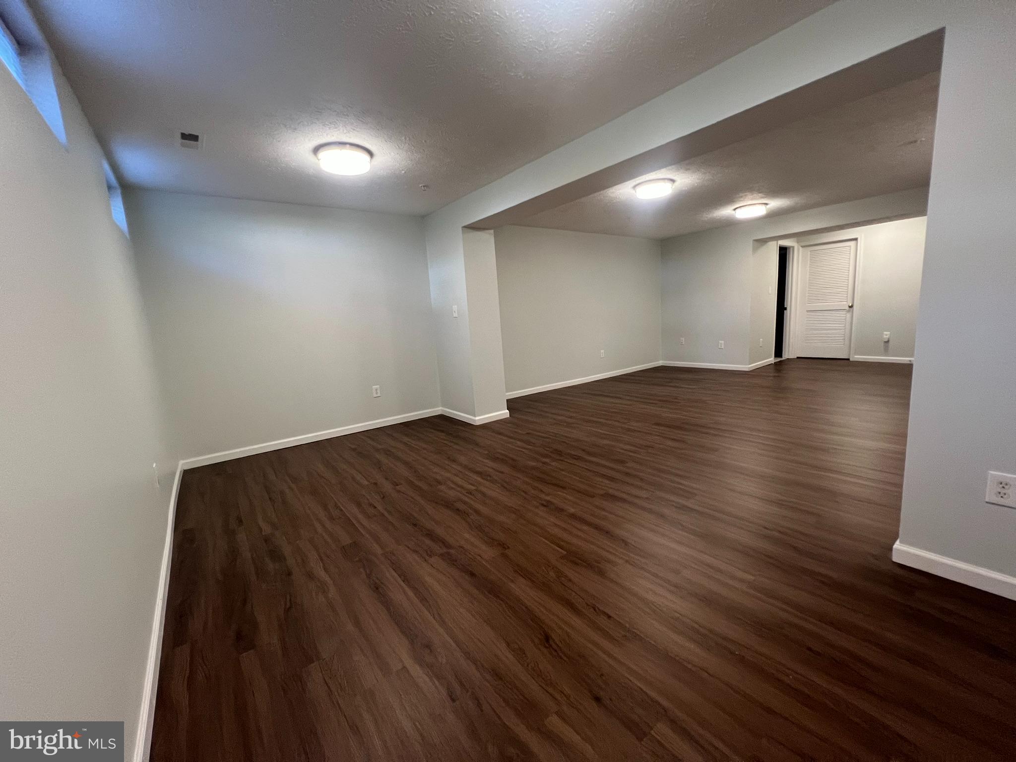 SEVEN OAKS - Residential Lease