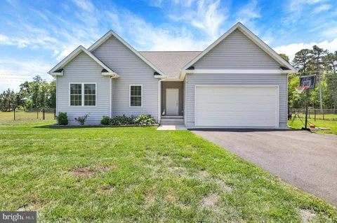 22571 Heritage Lane, Lincoln, DE MLS: DESU2113426