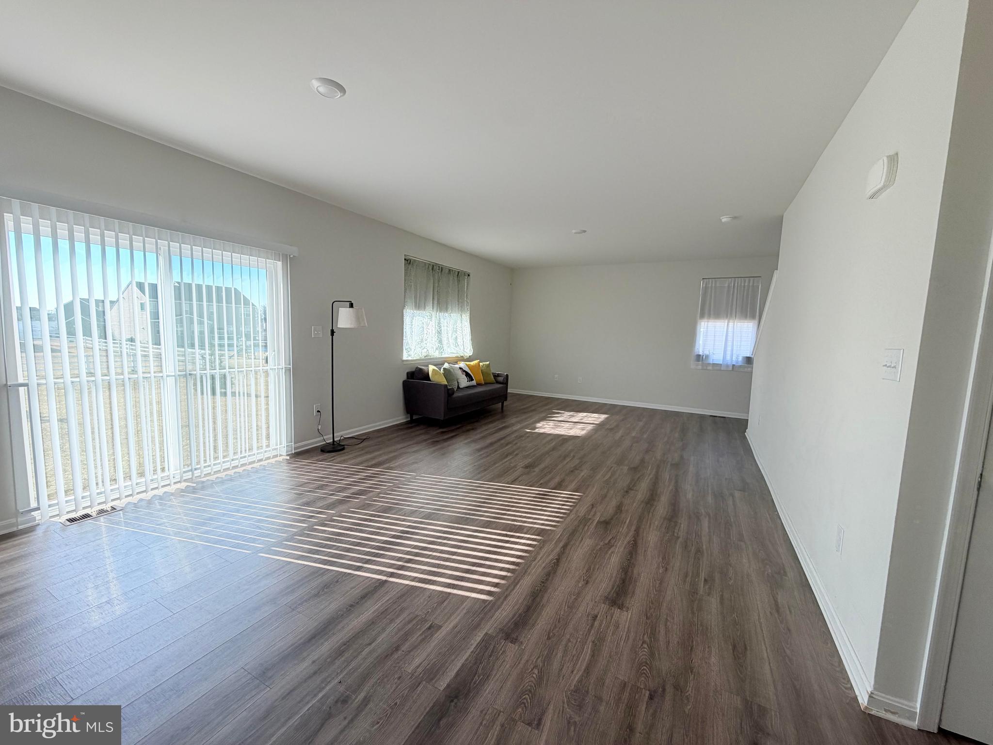 1239 PIMPERNELL PATH