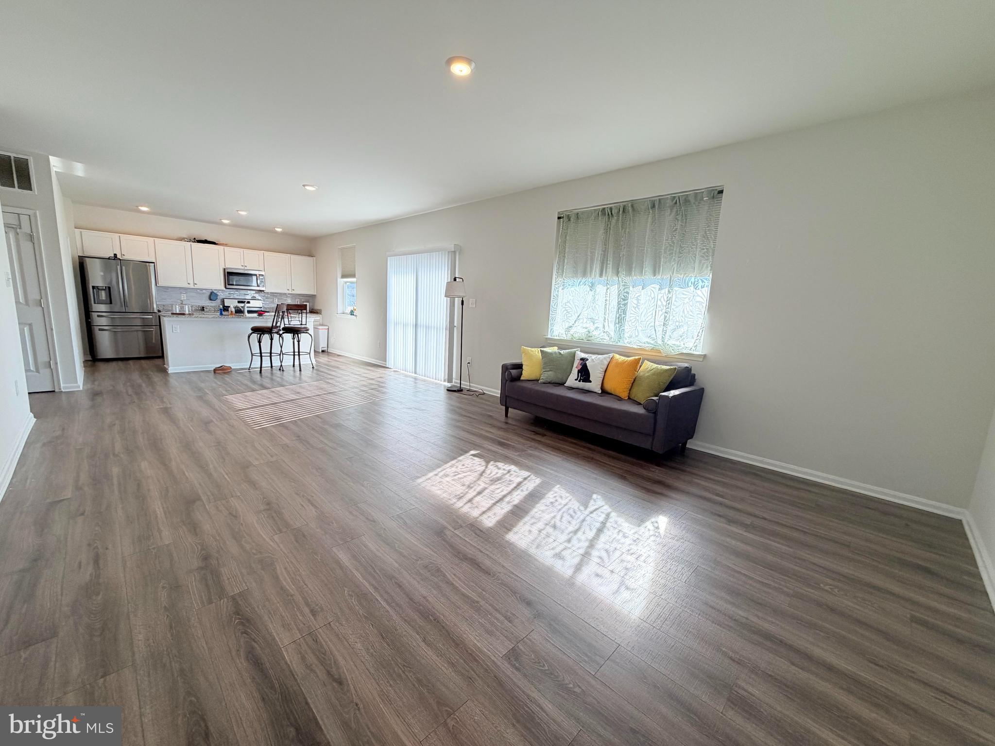 1239 PIMPERNELL PATH