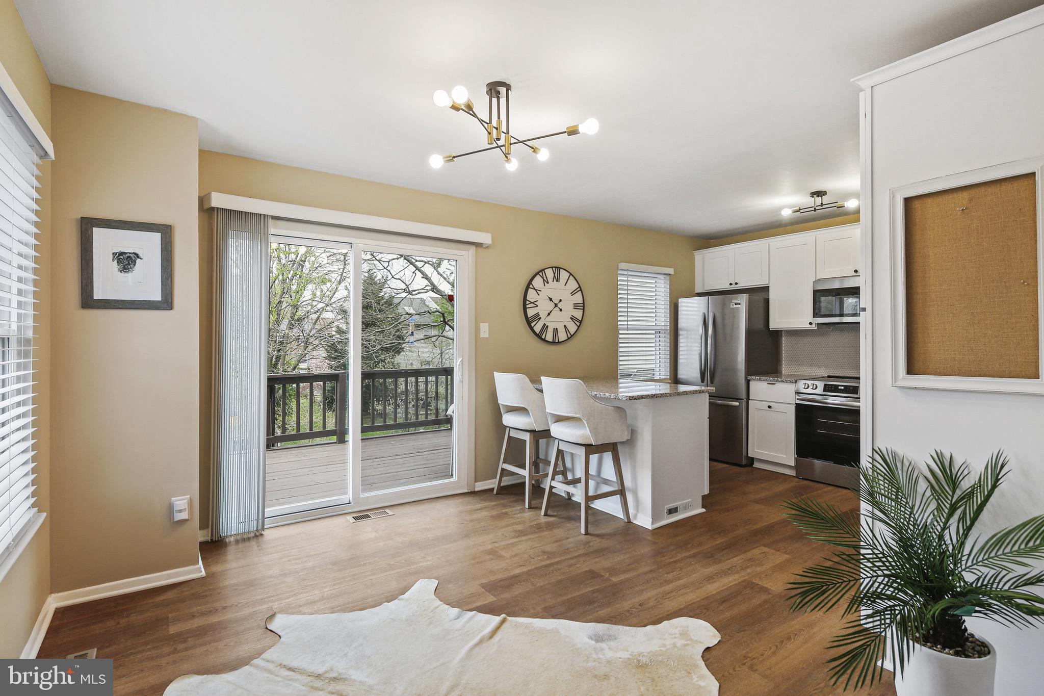 ELIZABETHS LANDING - Residential