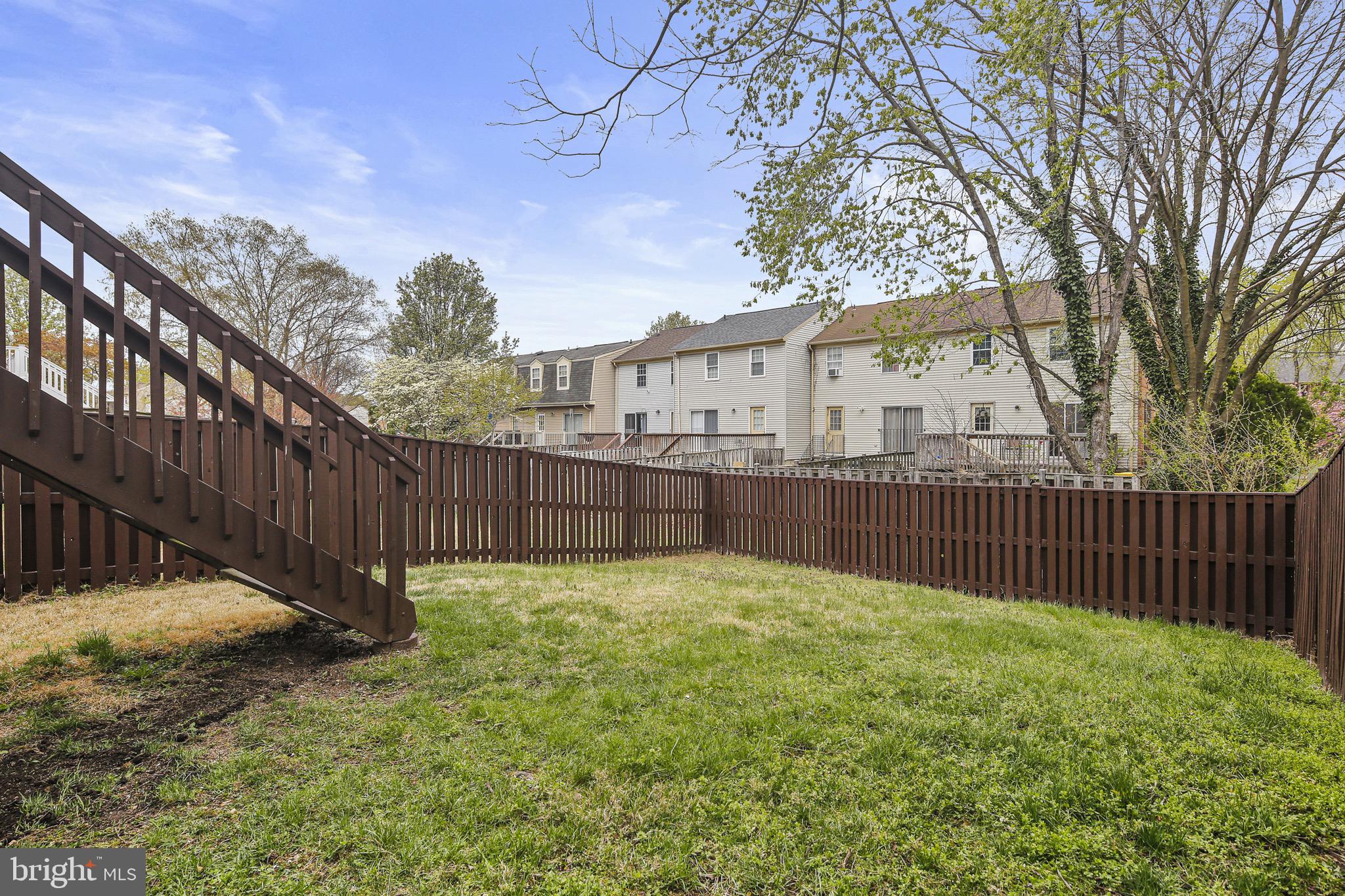 ELIZABETHS LANDING - Residential