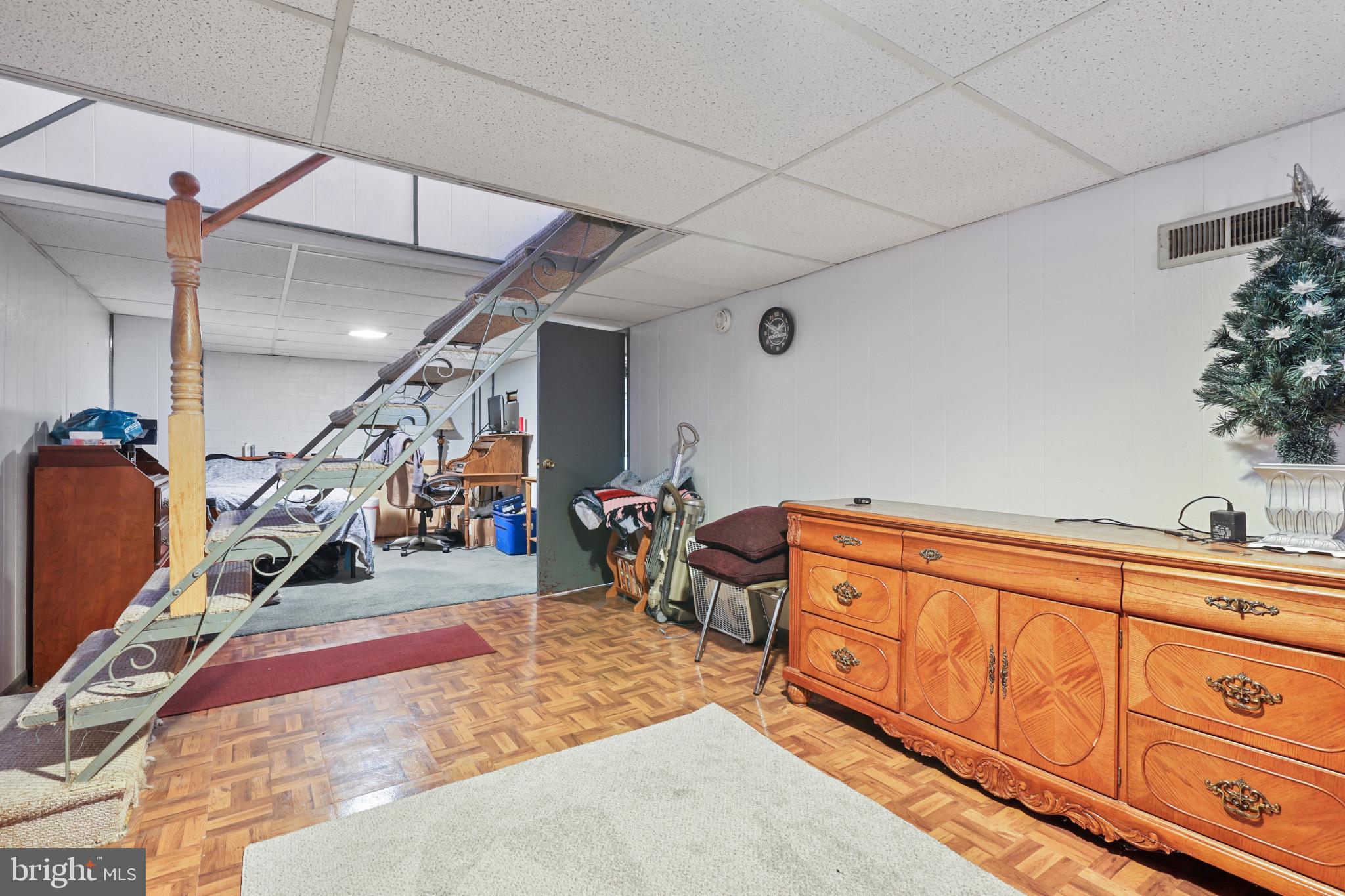 MOUNTAIN FARMS - Residential