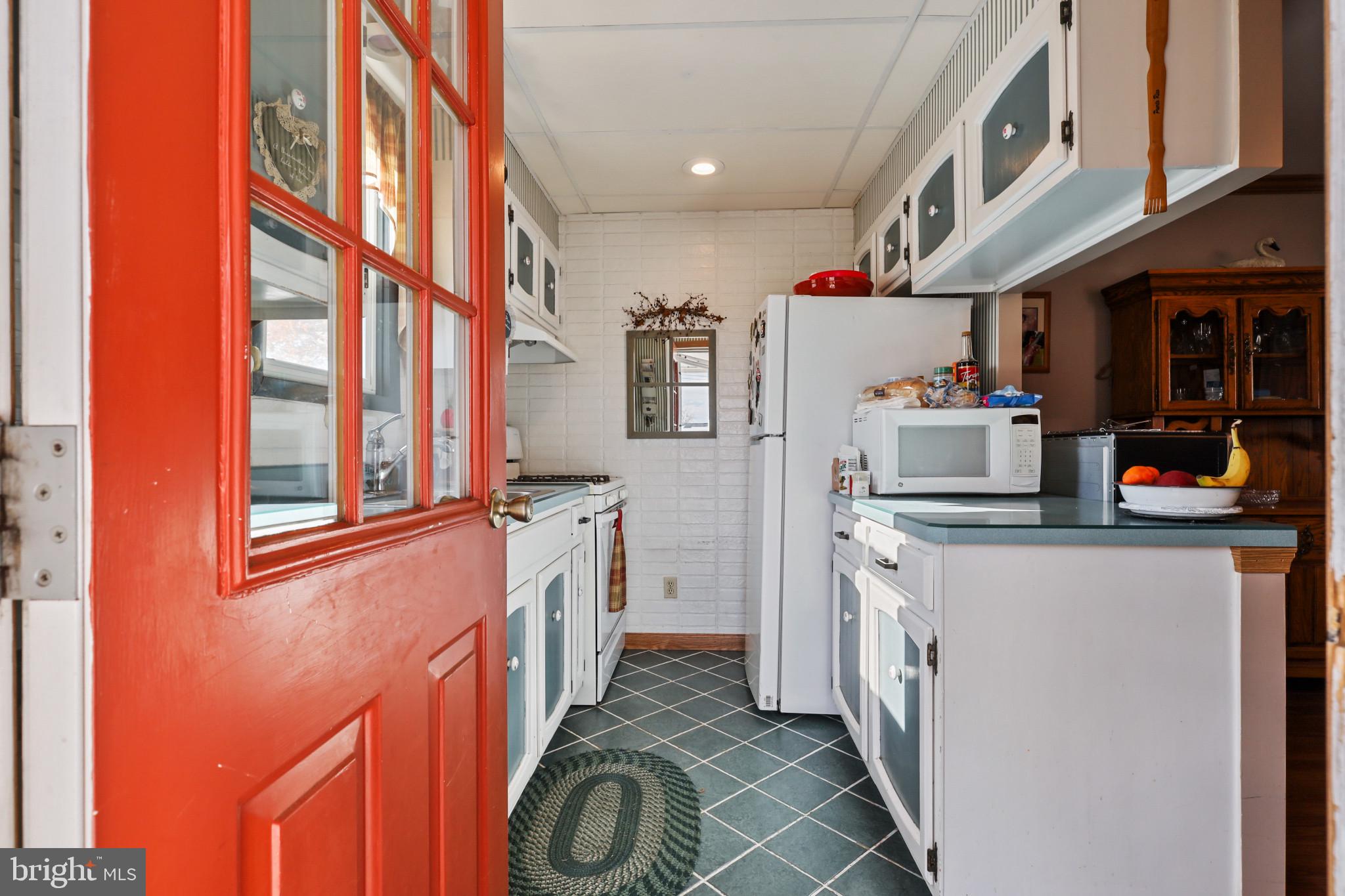 MOUNTAIN FARMS - Residential