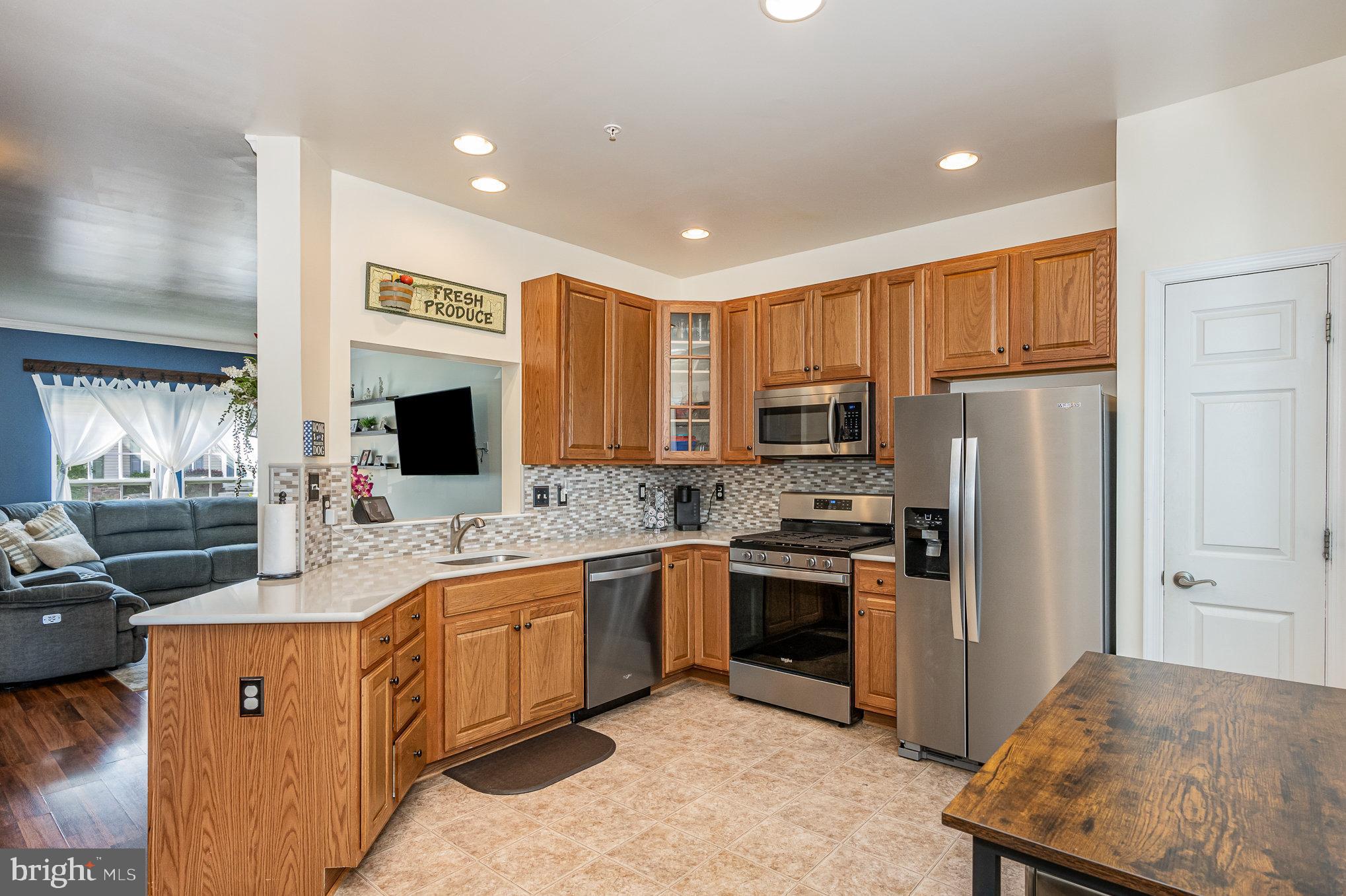 MONMOUTH MEADOWS - Residential