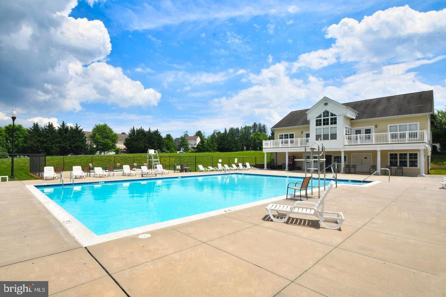 MONMOUTH MEADOWS - Residential