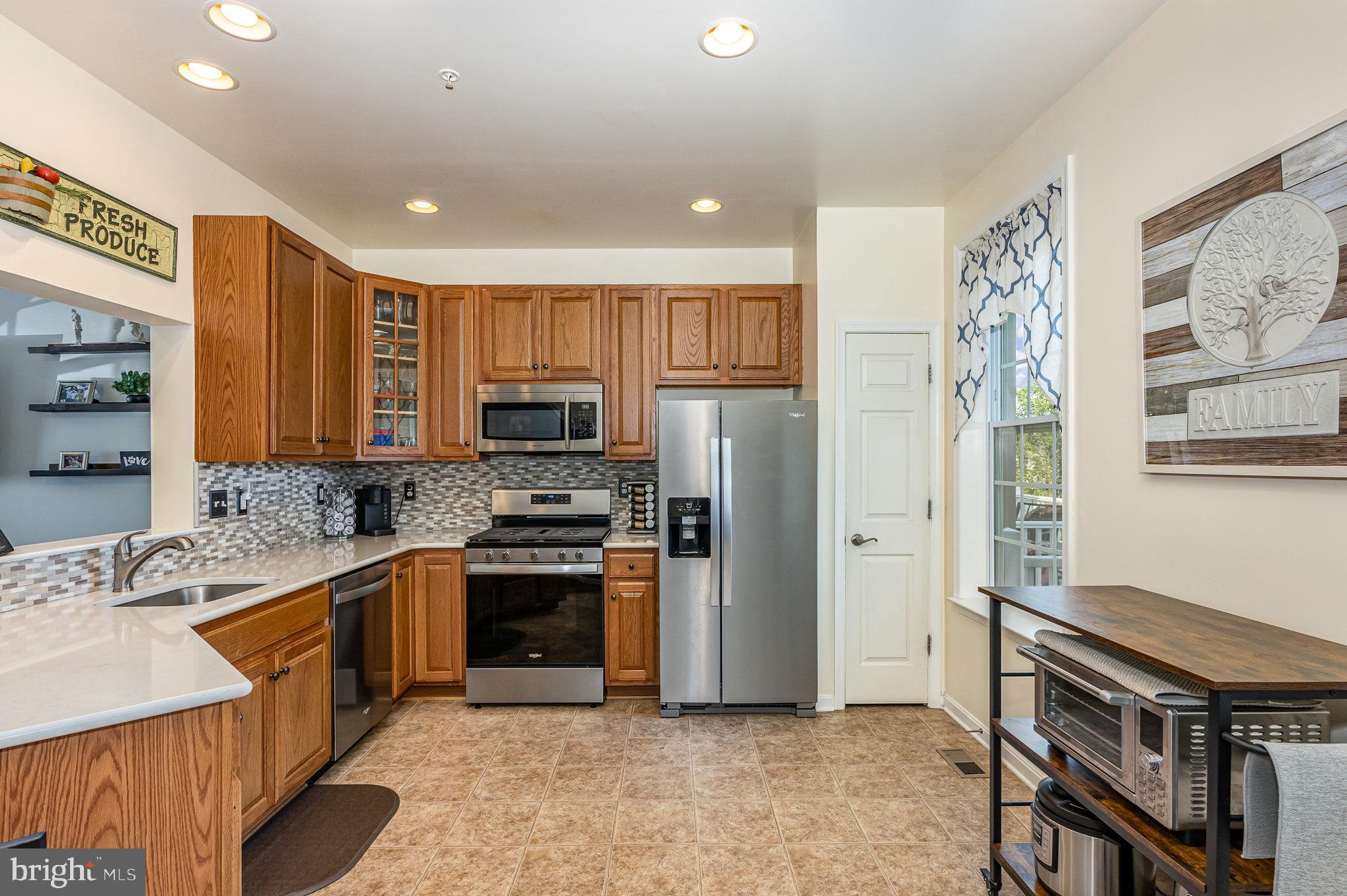 MONMOUTH MEADOWS - Residential