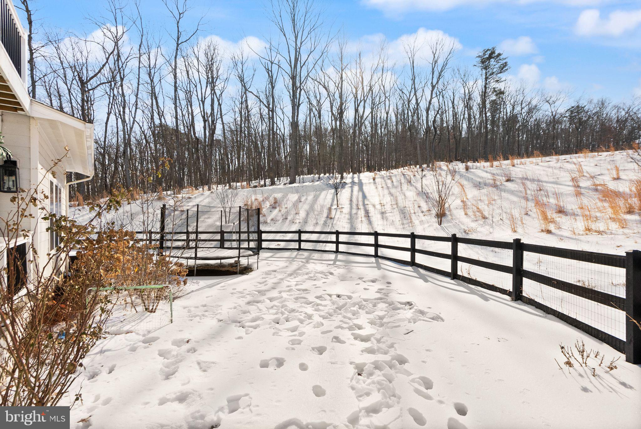 SADDLE RIDGE - Residential