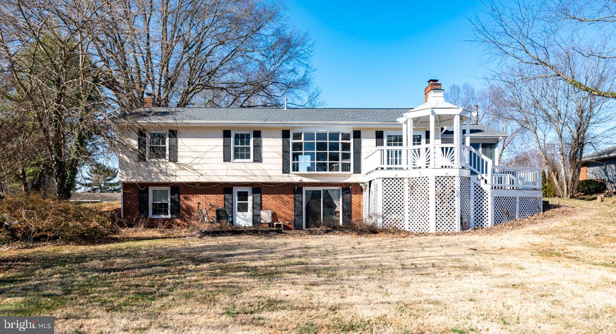 BROADVIEW ACRES - Residential