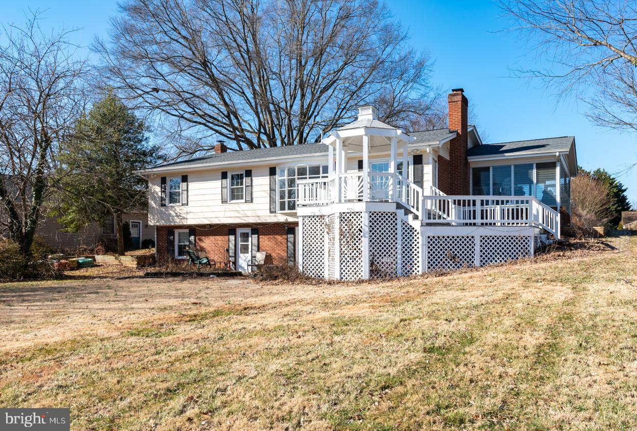 BROADVIEW ACRES - Residential