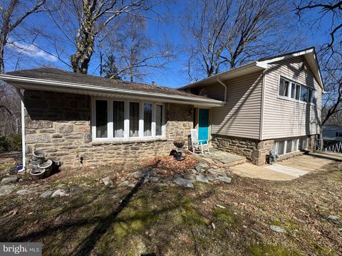 2338 FAIRWAY ROAD HUNTINGDON VALLEY PA 19006