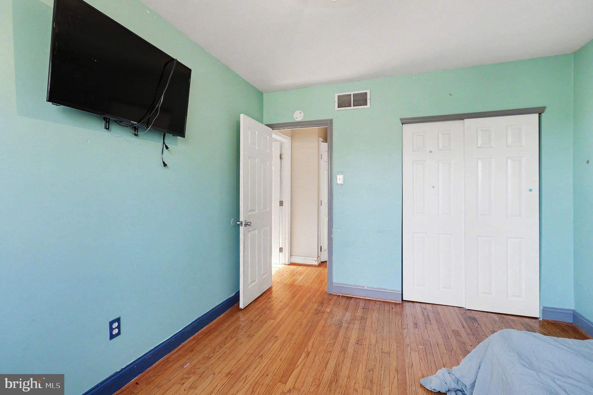 FRAZIER WOODS - Residential