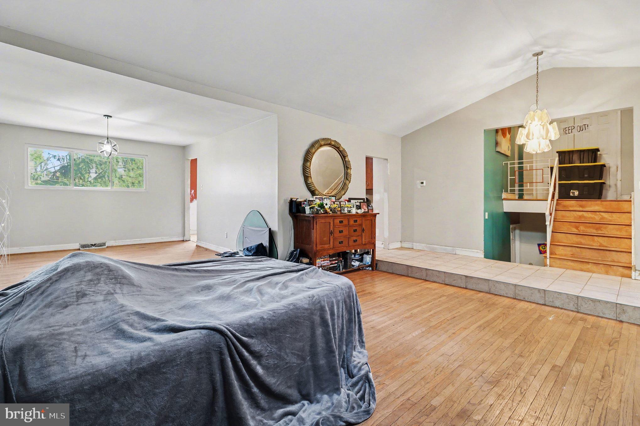 FRAZIER WOODS - Residential