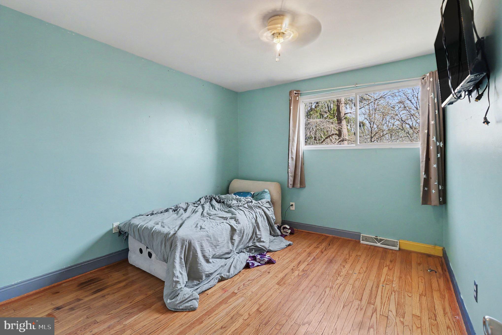 FRAZIER WOODS - Residential