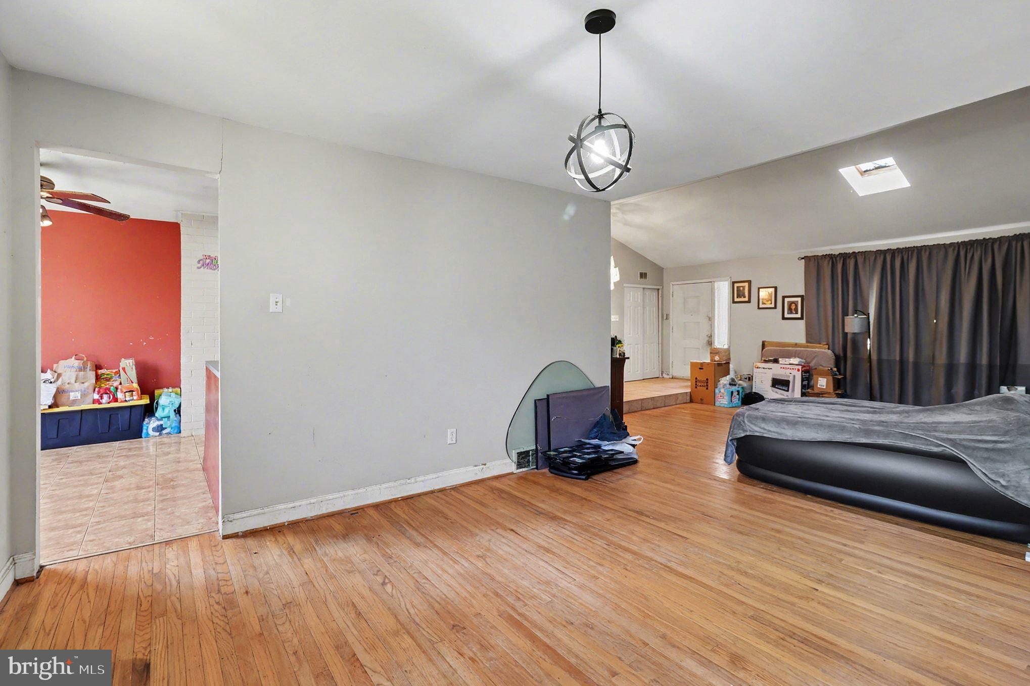 FRAZIER WOODS - Residential