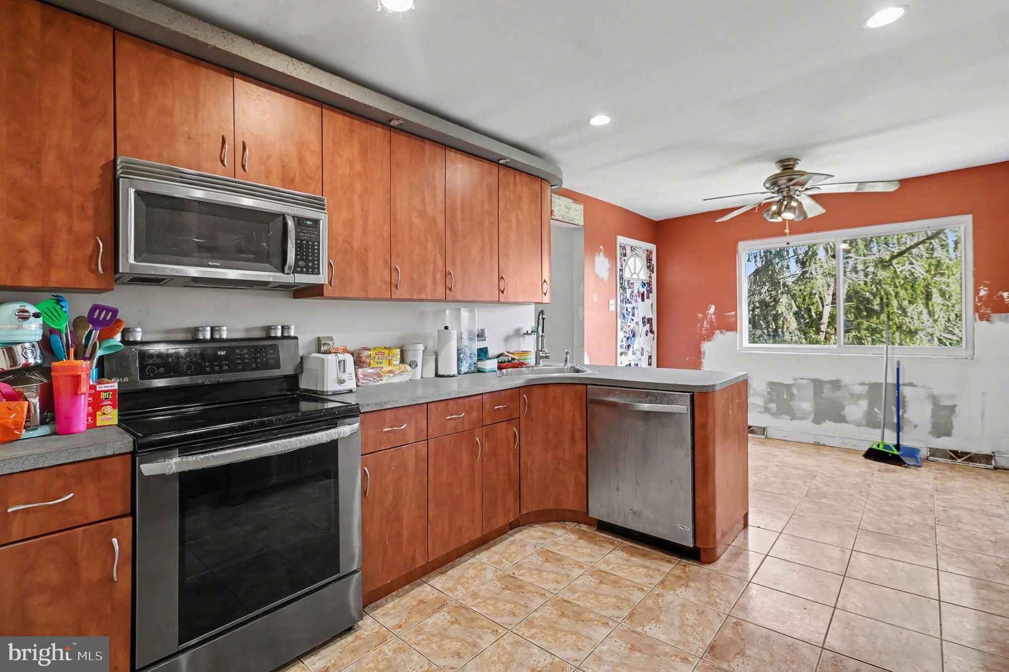 FRAZIER WOODS - Residential