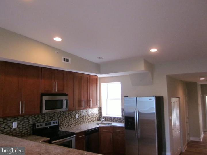 FRANCISVILLE - Residential Lease
