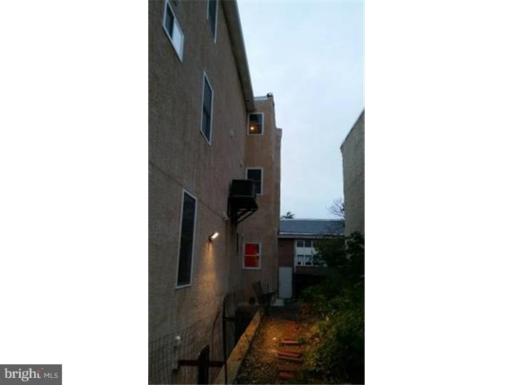 FRANCISVILLE - Residential Lease