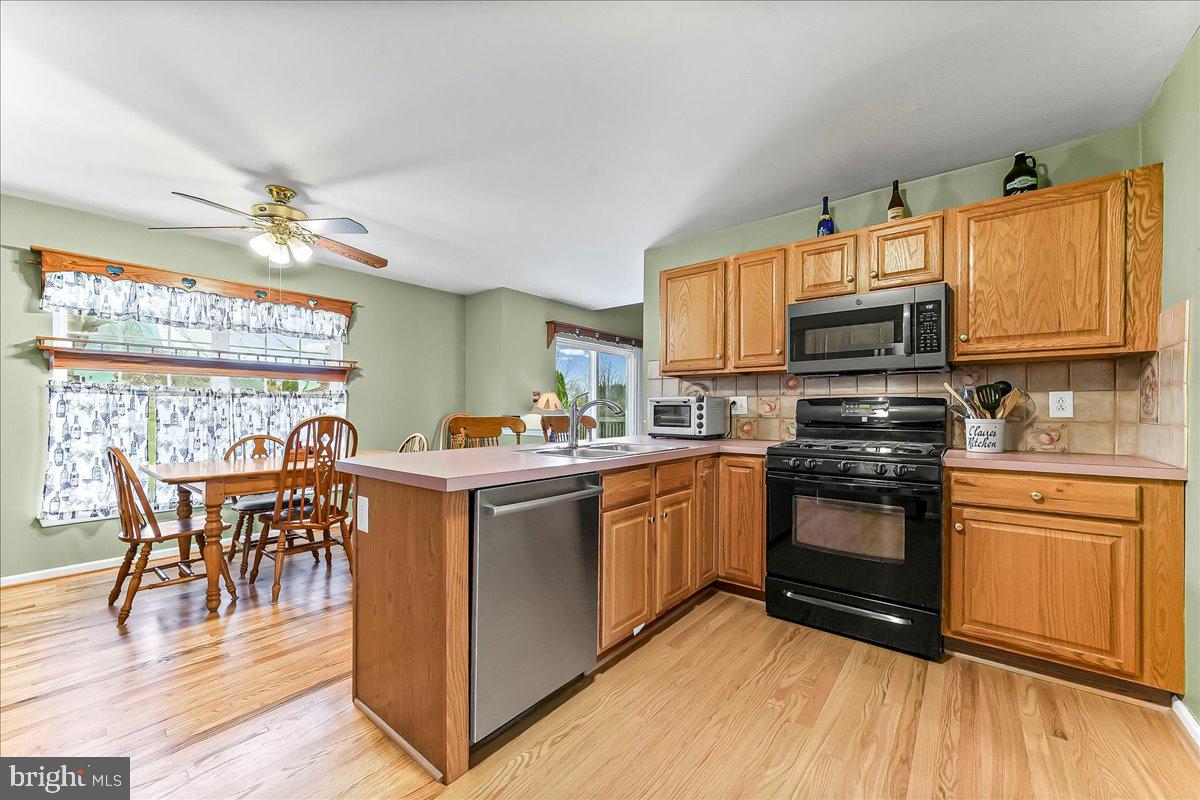 833 SLATE HILL DRIVE