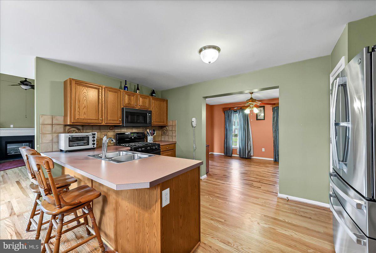 833 SLATE HILL DRIVE